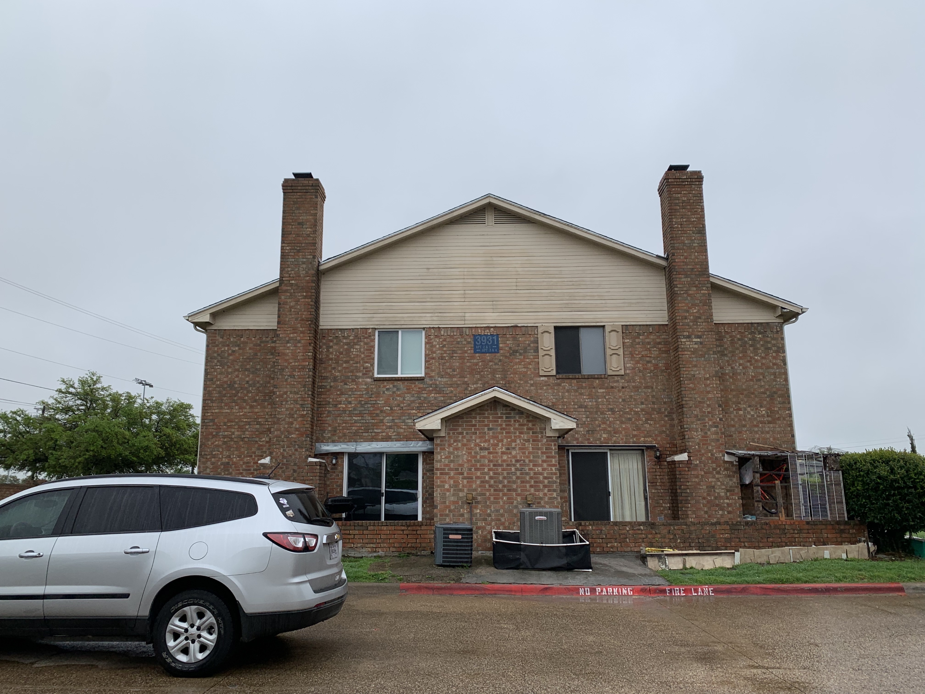 3931 North Garland Avenue 4