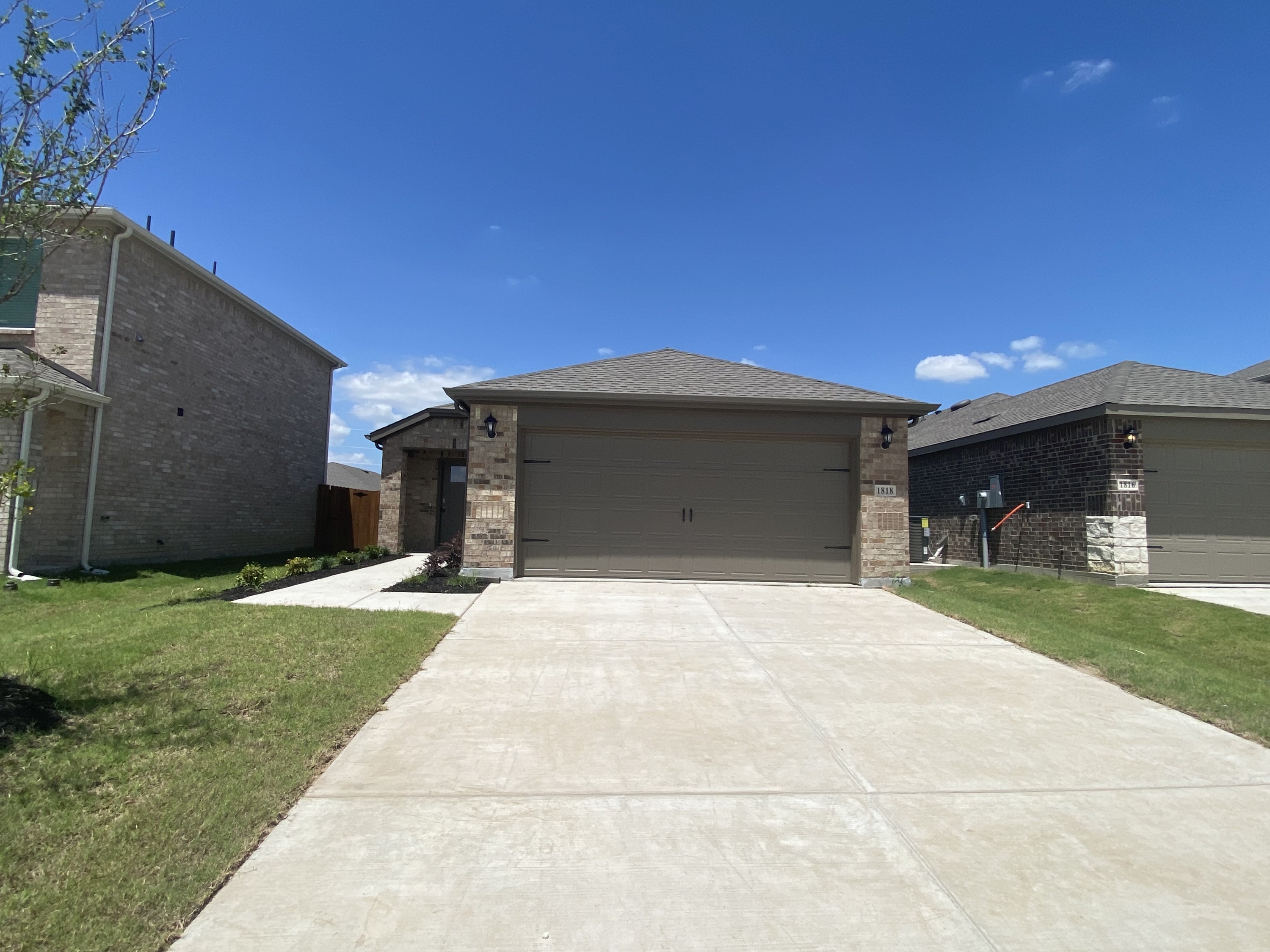 1818 Potomac Lane