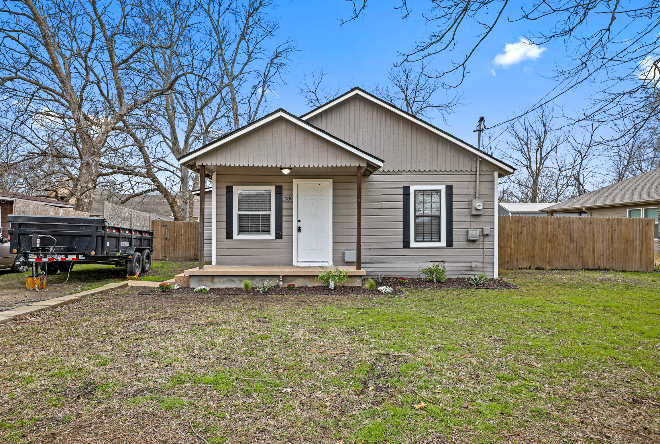 1009 Oak Street, Bonham 75418