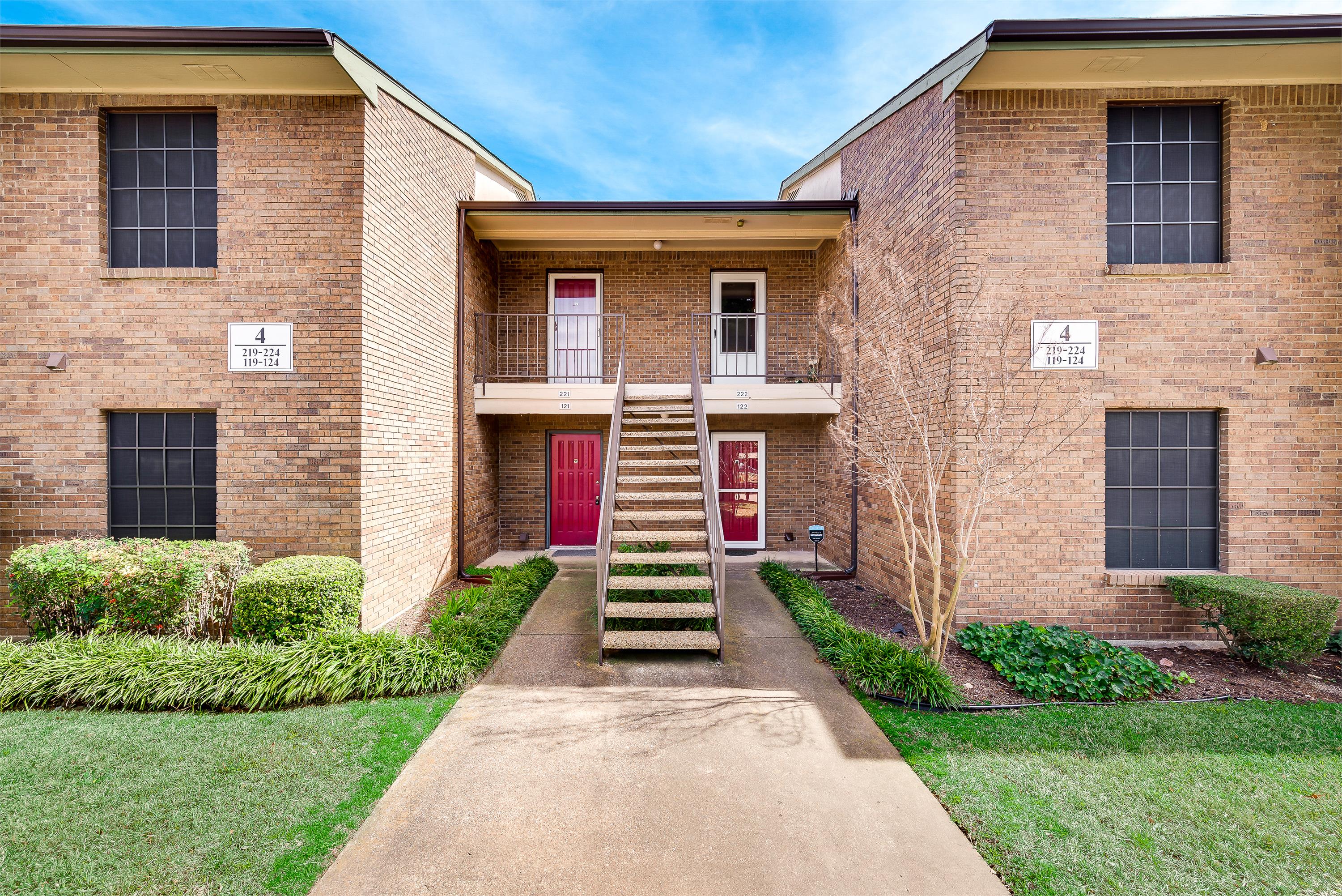 2505 Wedglea Drive - 121