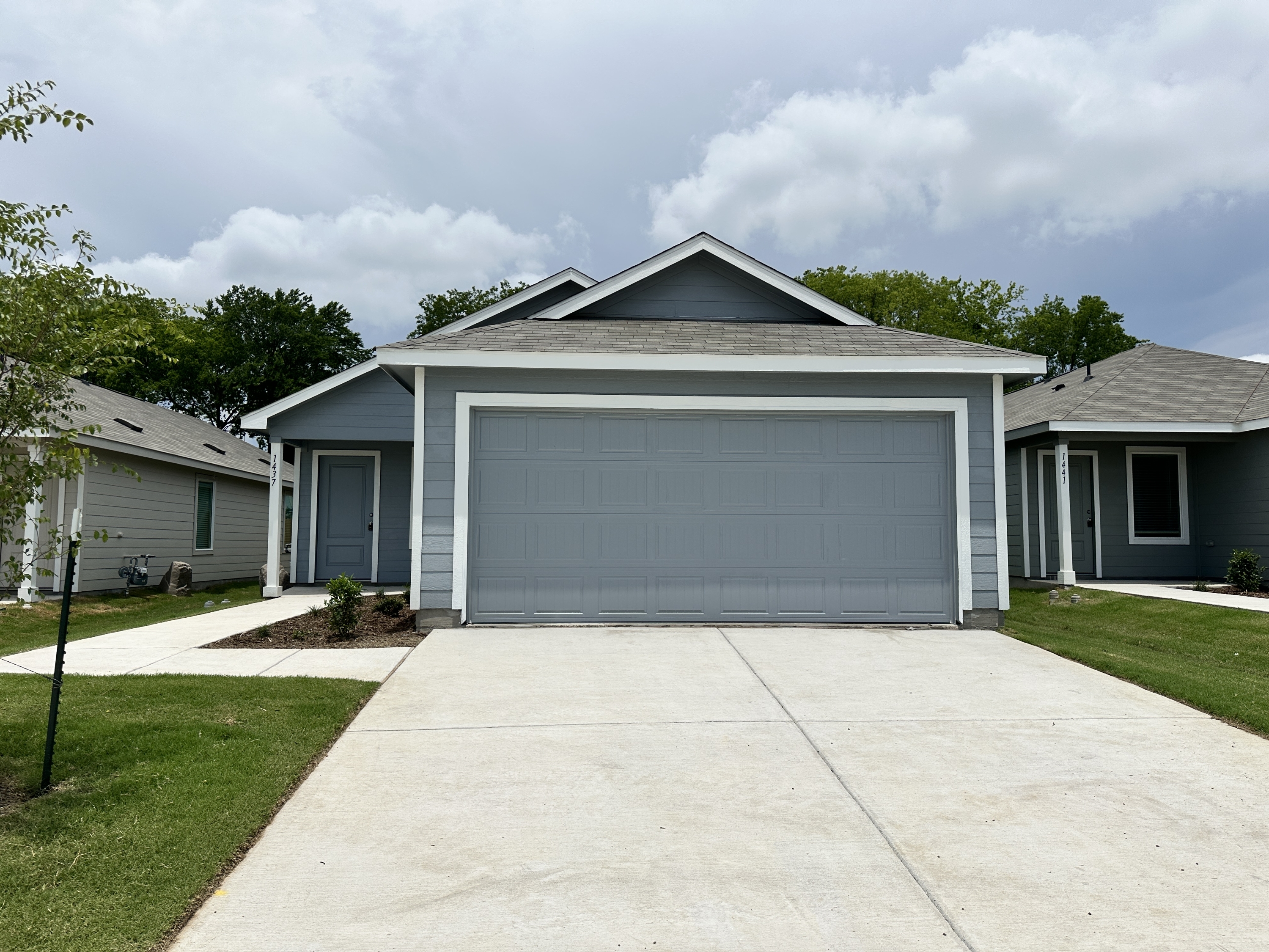 1437 Erie Drive