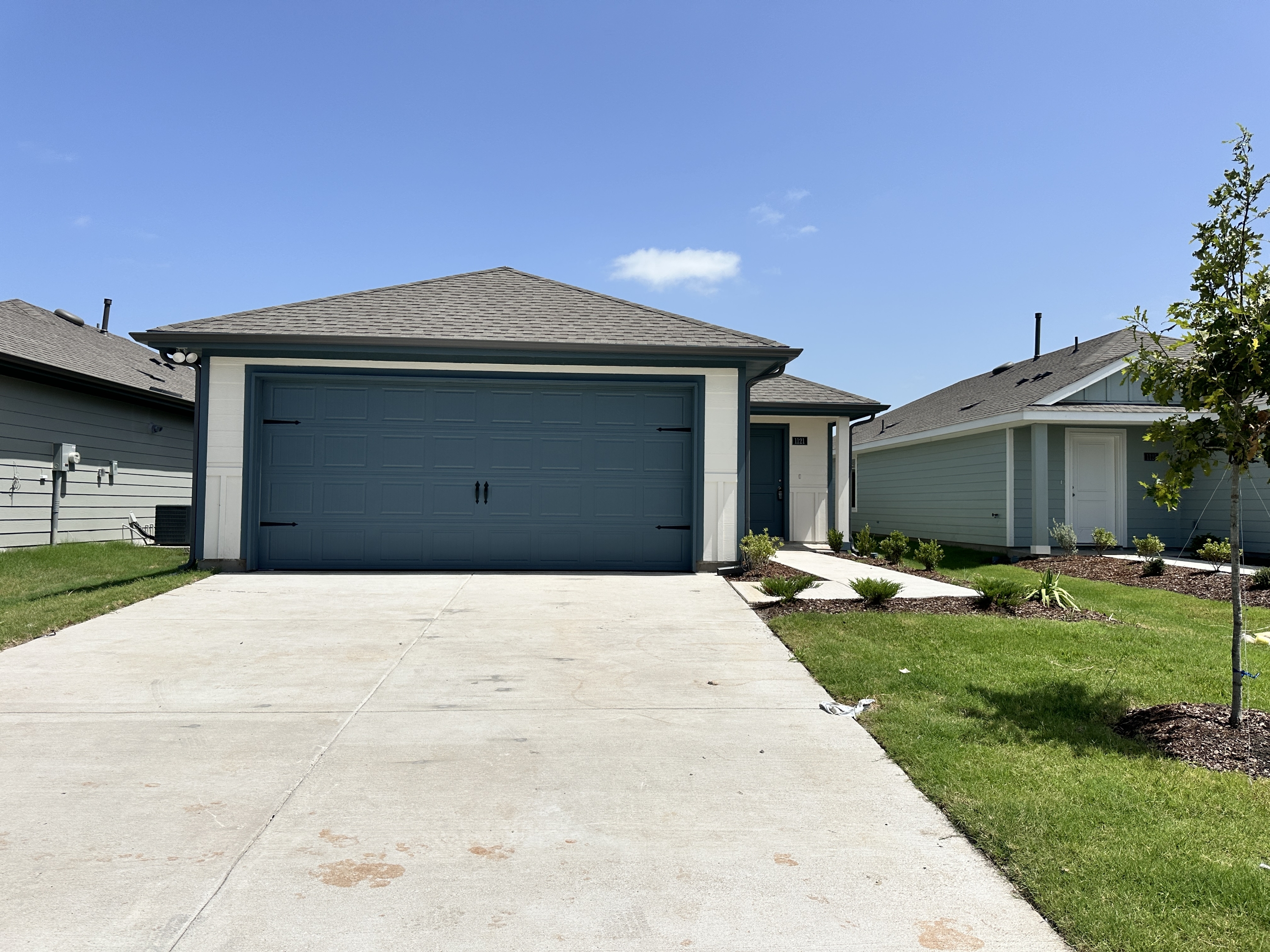 1121 Southfield Drive