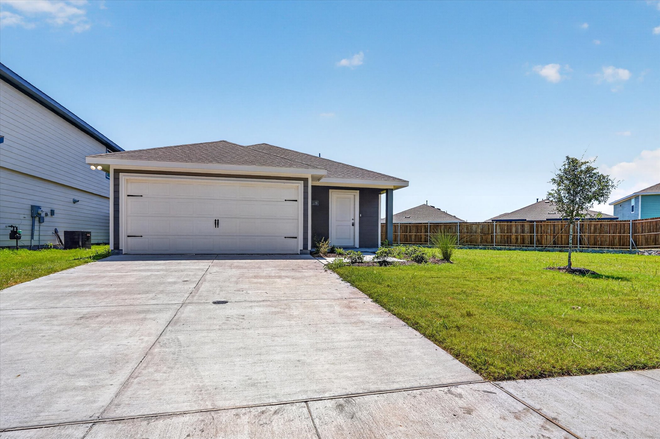 1128 Northfield Drive