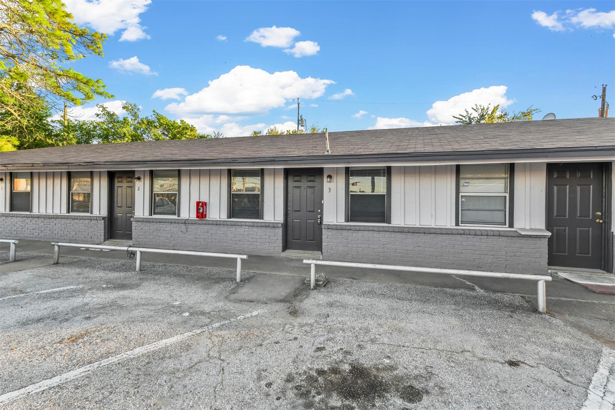1585 North Mill Street - 6