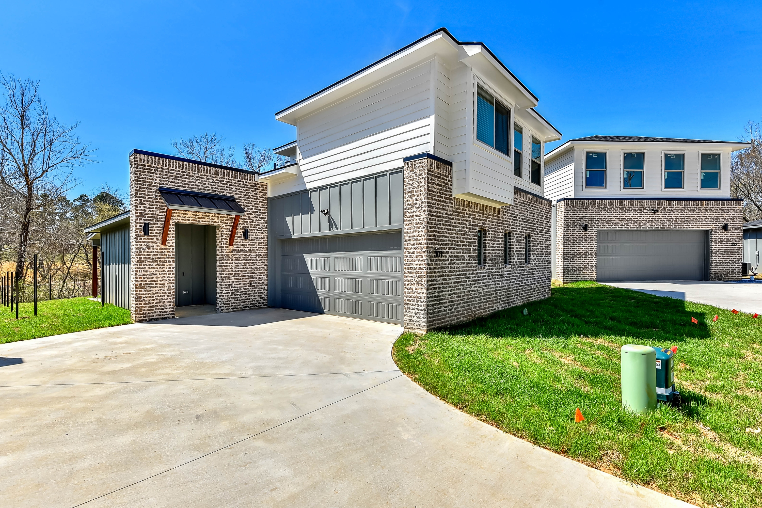 3260 West Crawford Street - 502