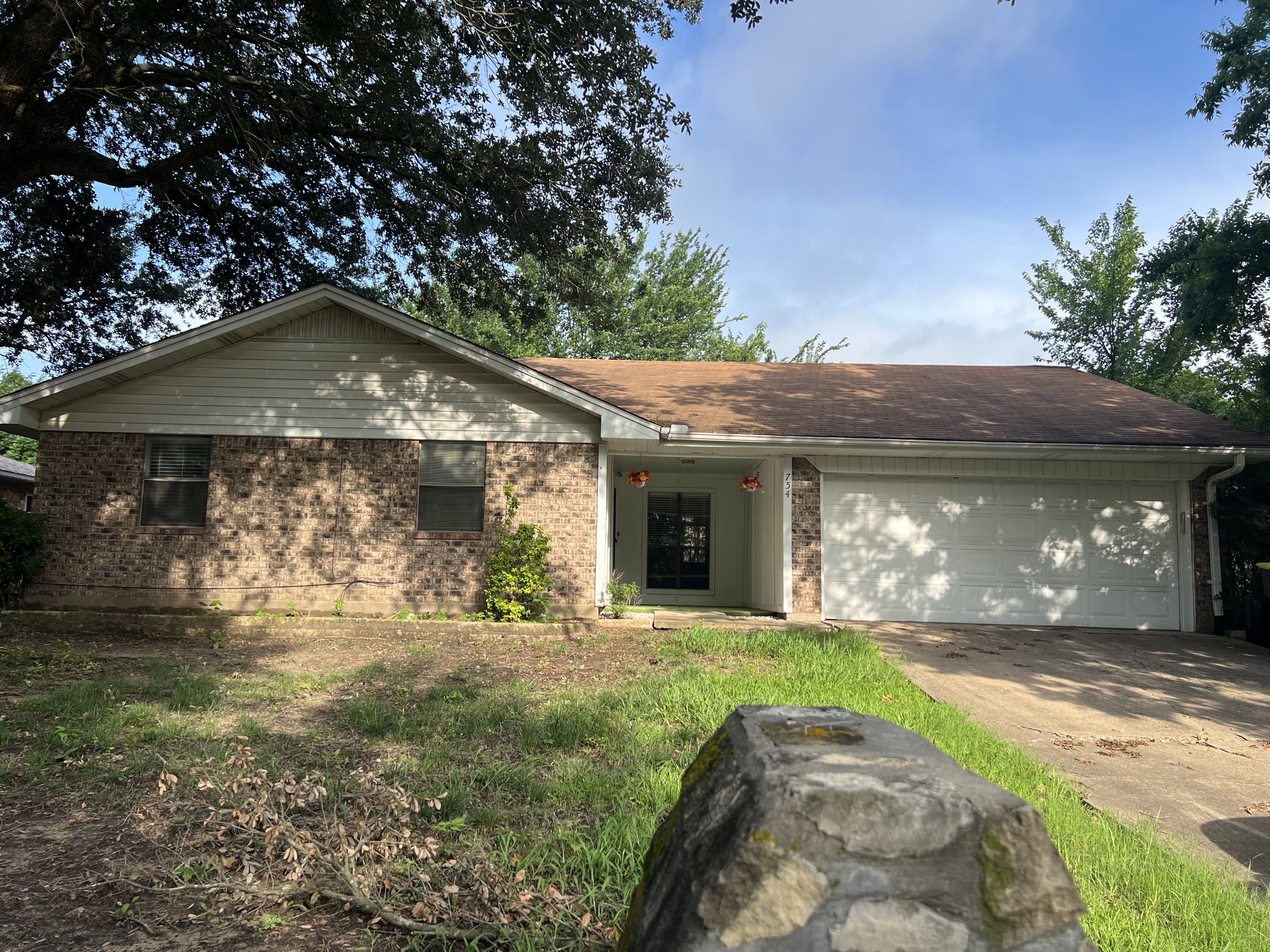754 Patricia Dr