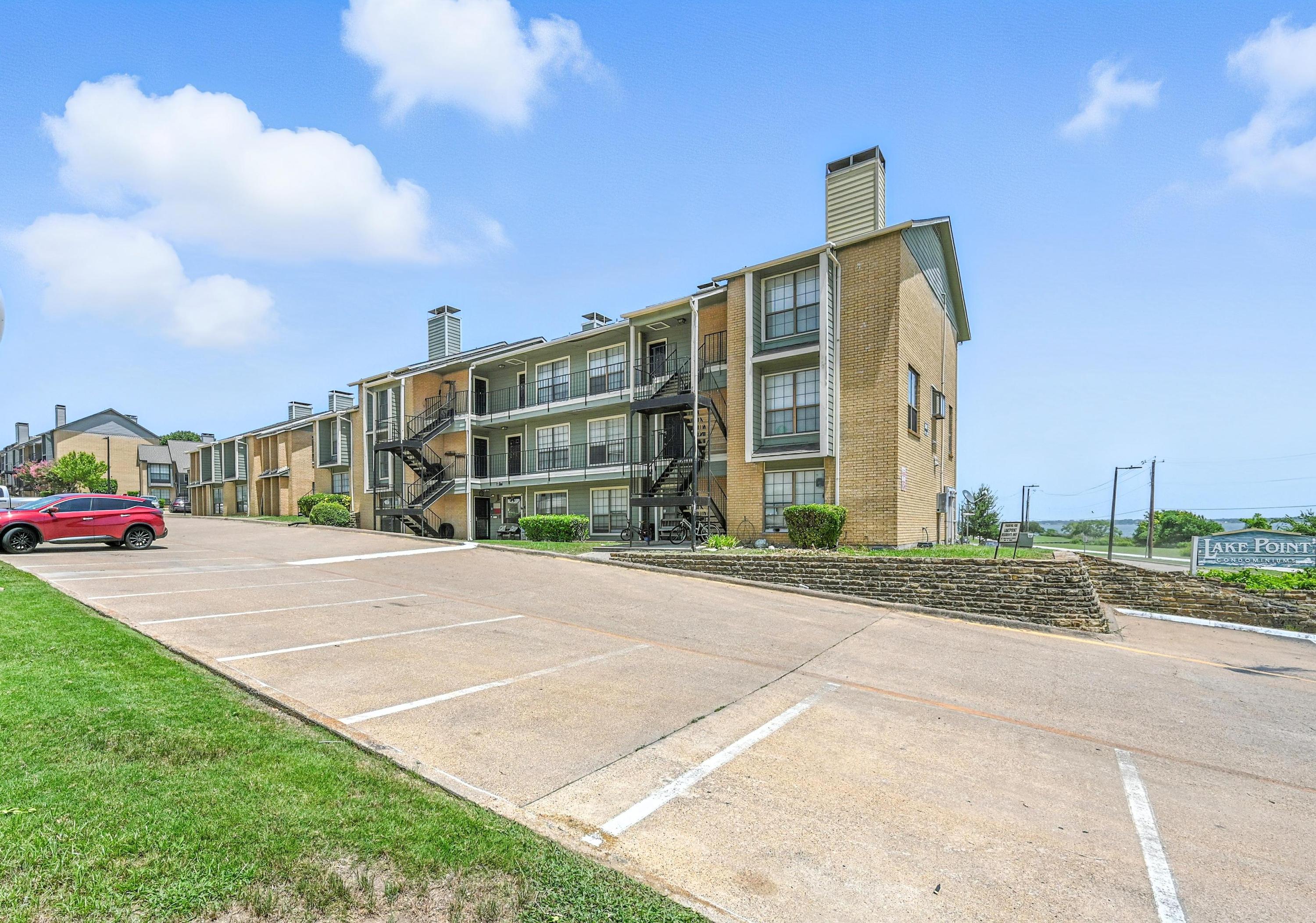 5801 Lake Hubbard Parkway - 1