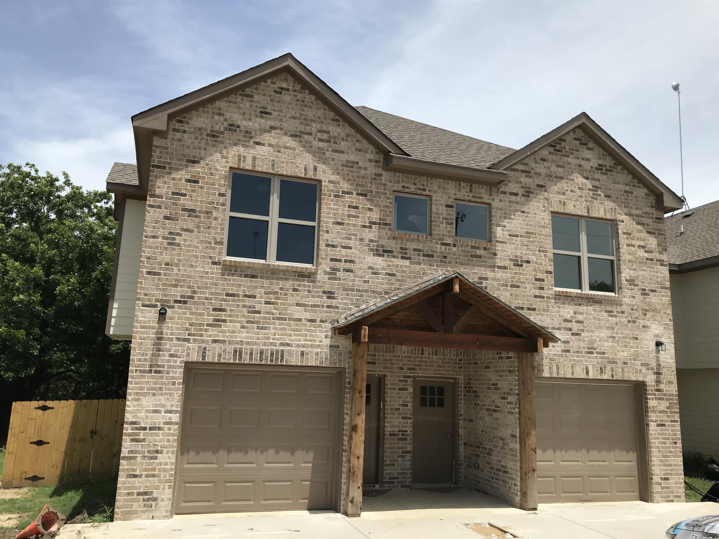 460 Pecan Hollow Street - 460