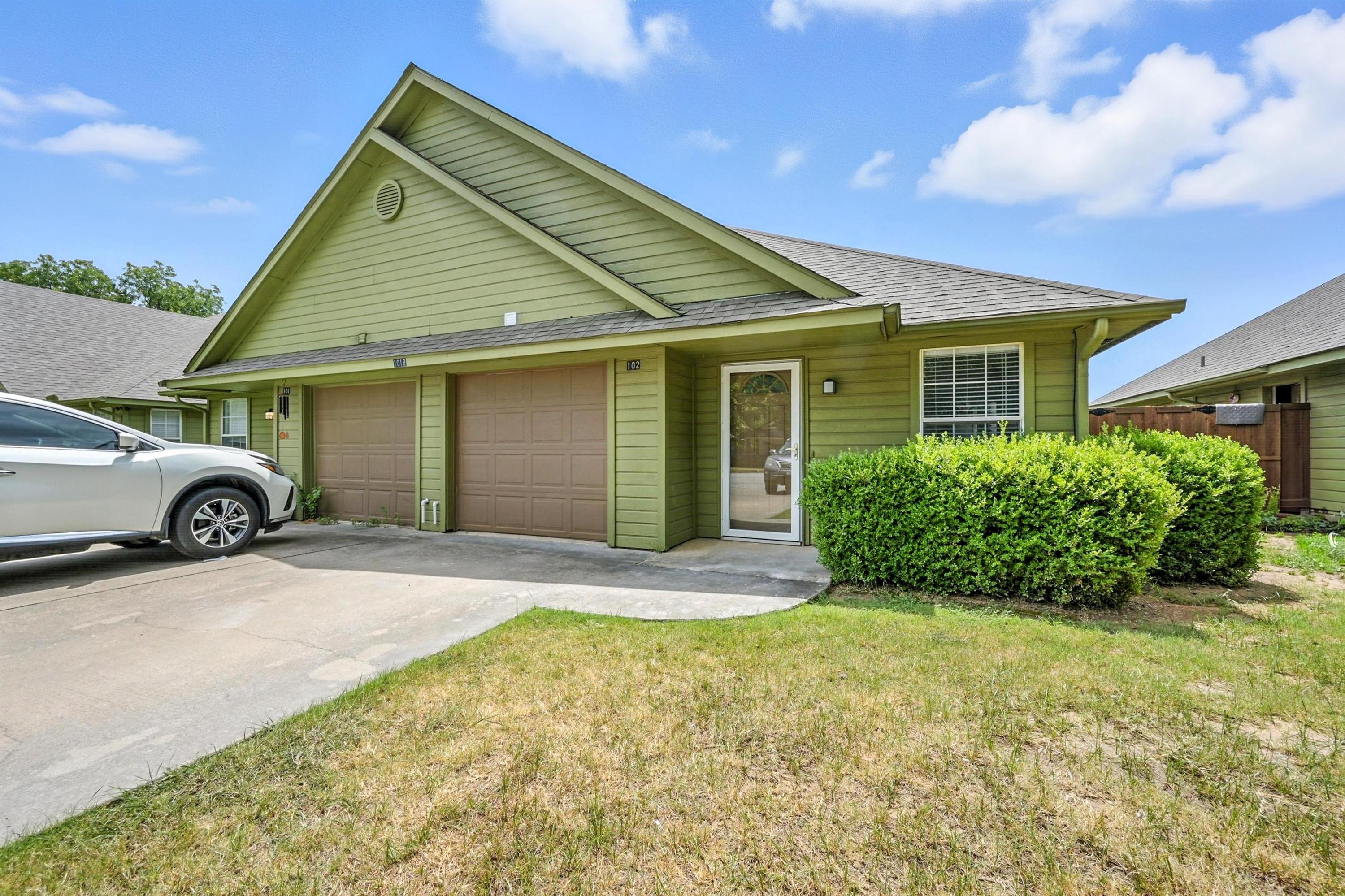 1018 West Coffin Street - 102