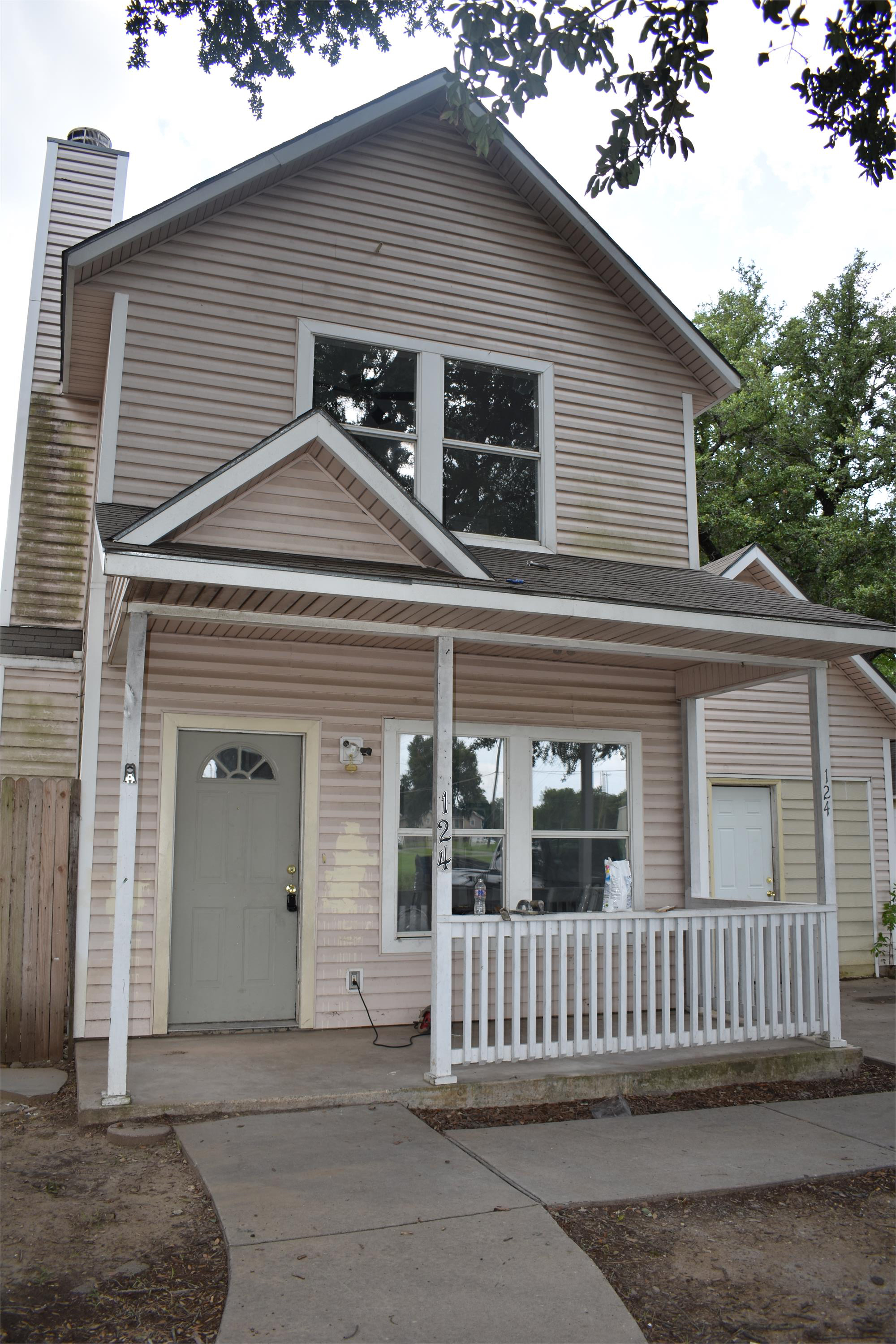 124 West Park Avenue
