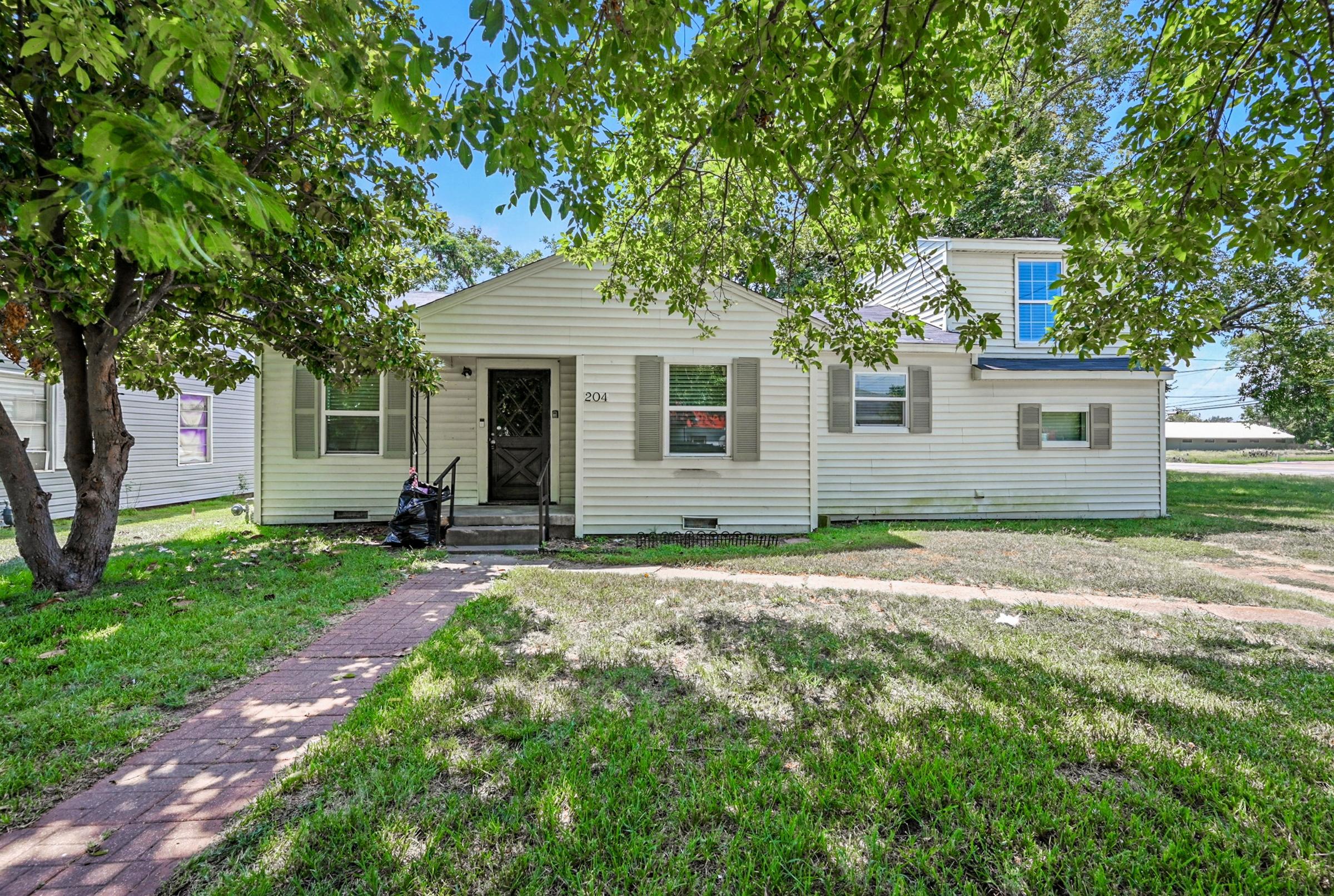 Property main image