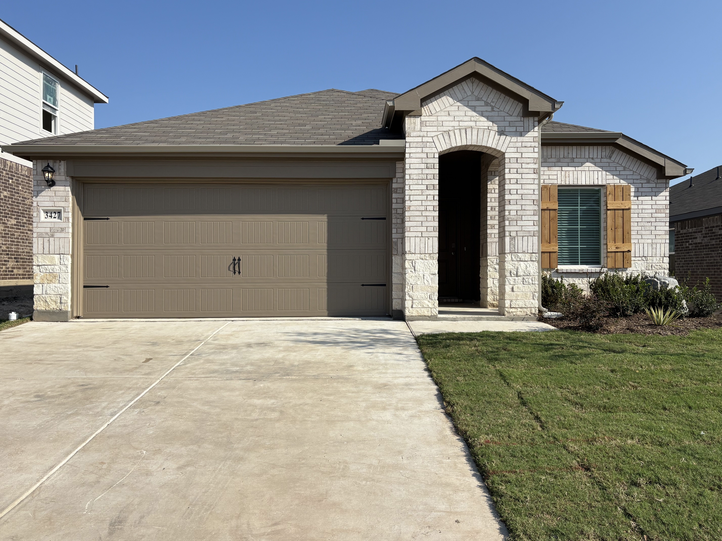 3427 Rendezvous Way