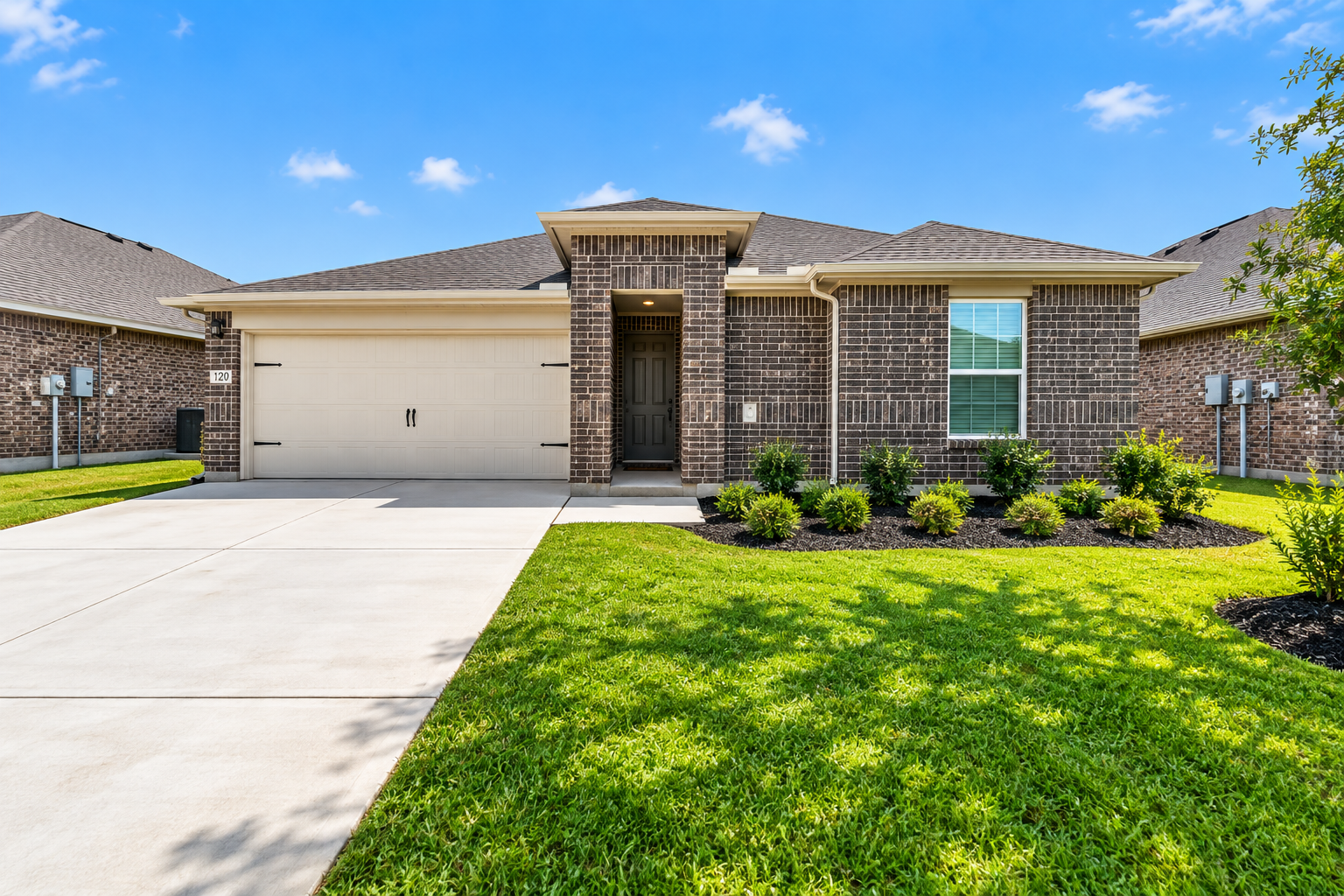 3918 Applewood Trail