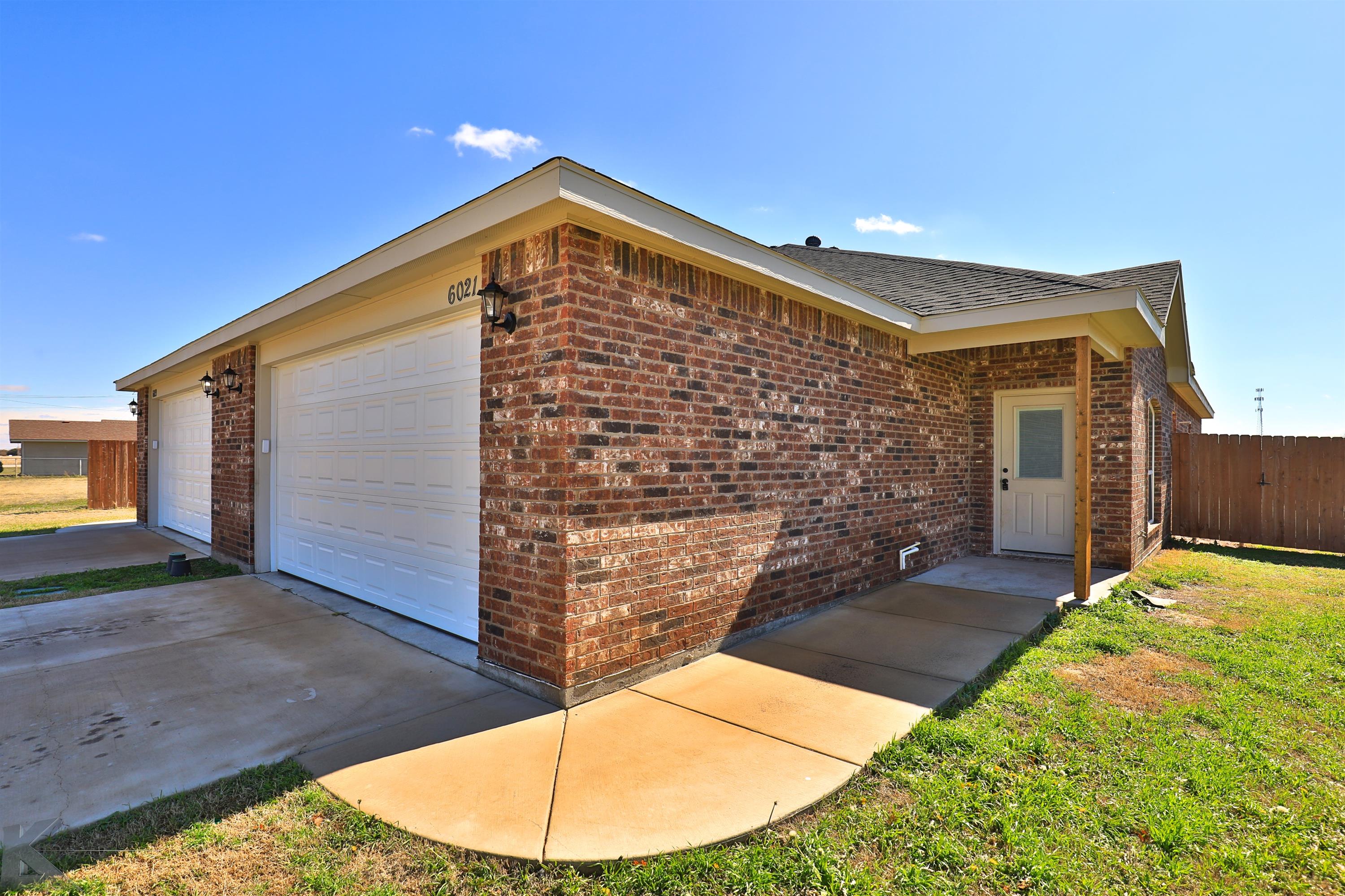 6021 Jennings Drive