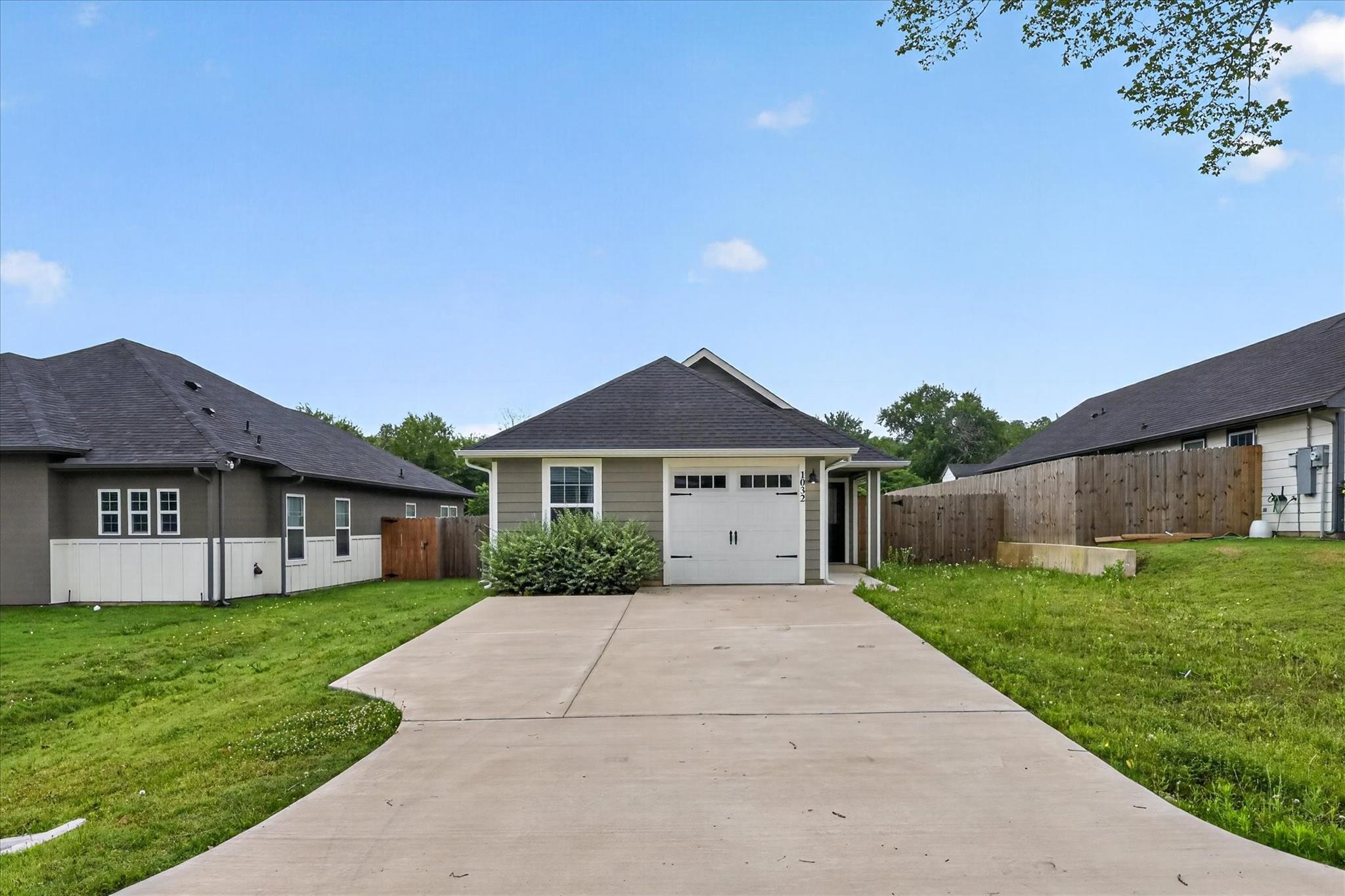 1032 Ray Drive