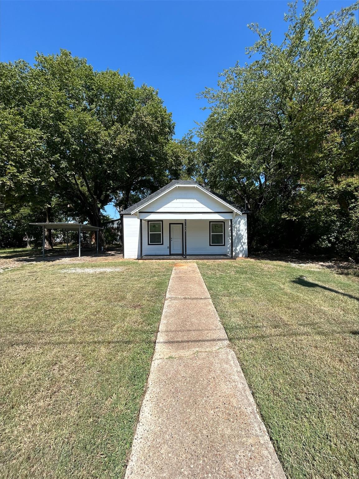 705 East Jones Street