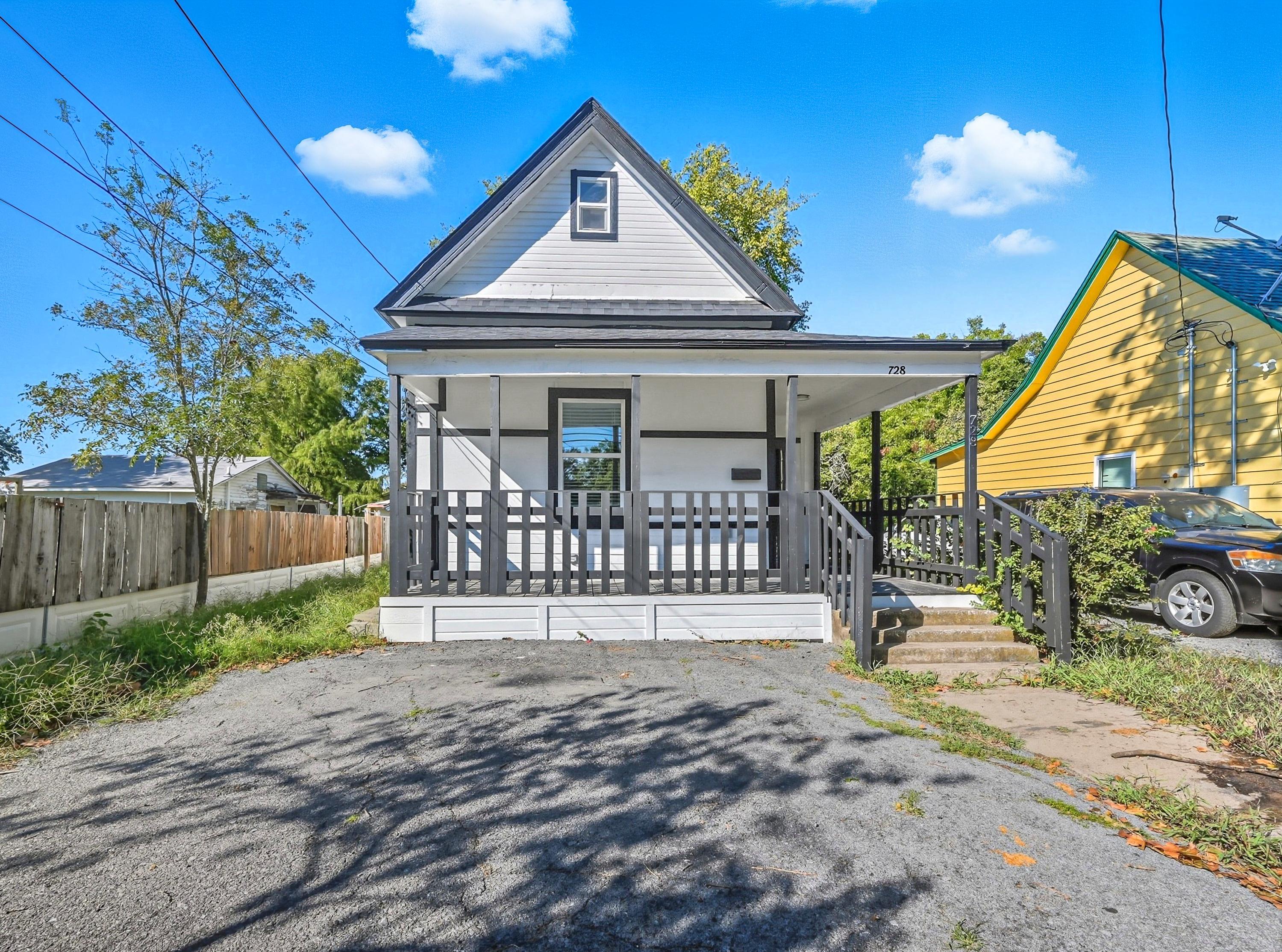 728 South Elm Street