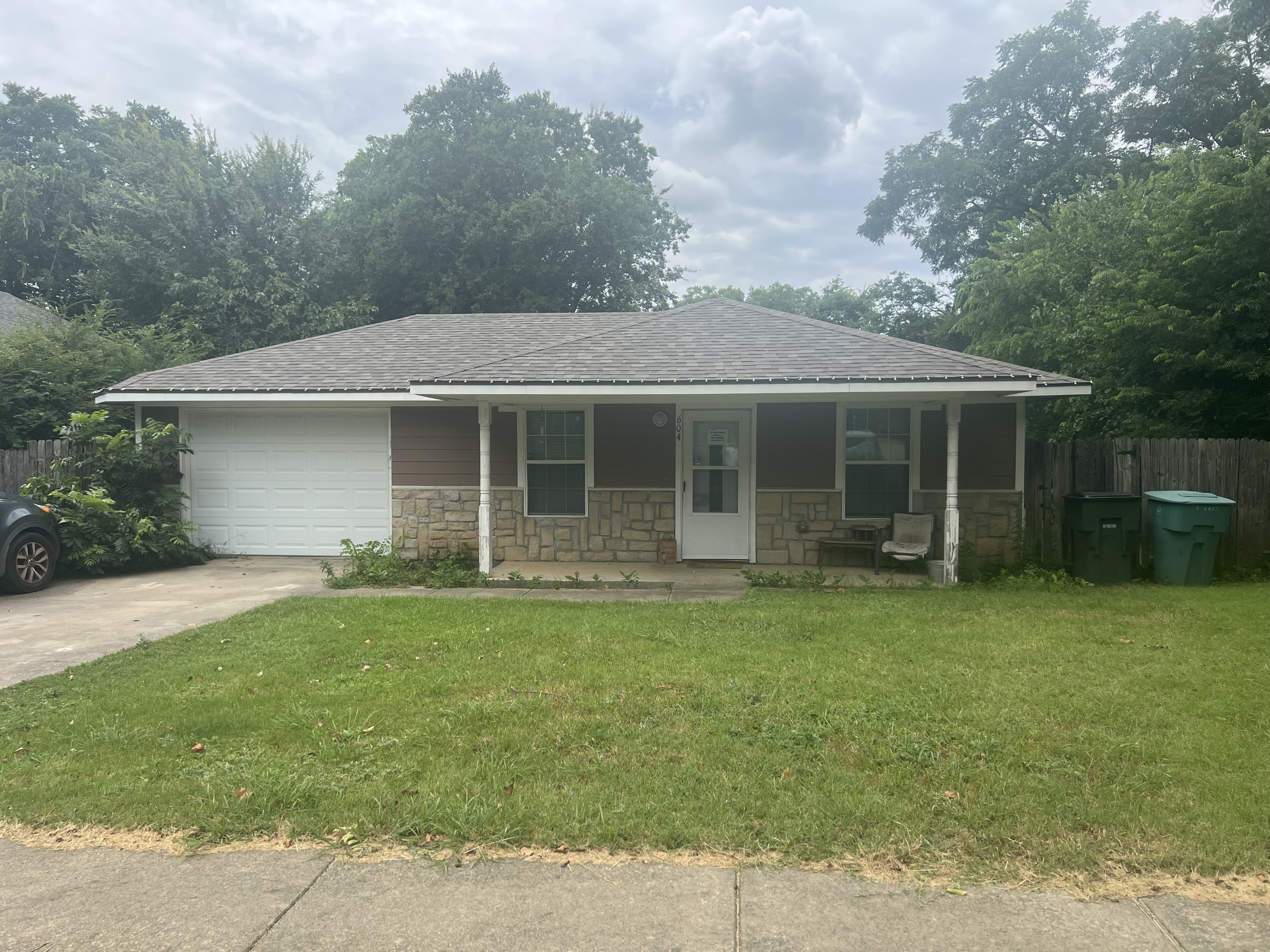 604 South Maxey Street