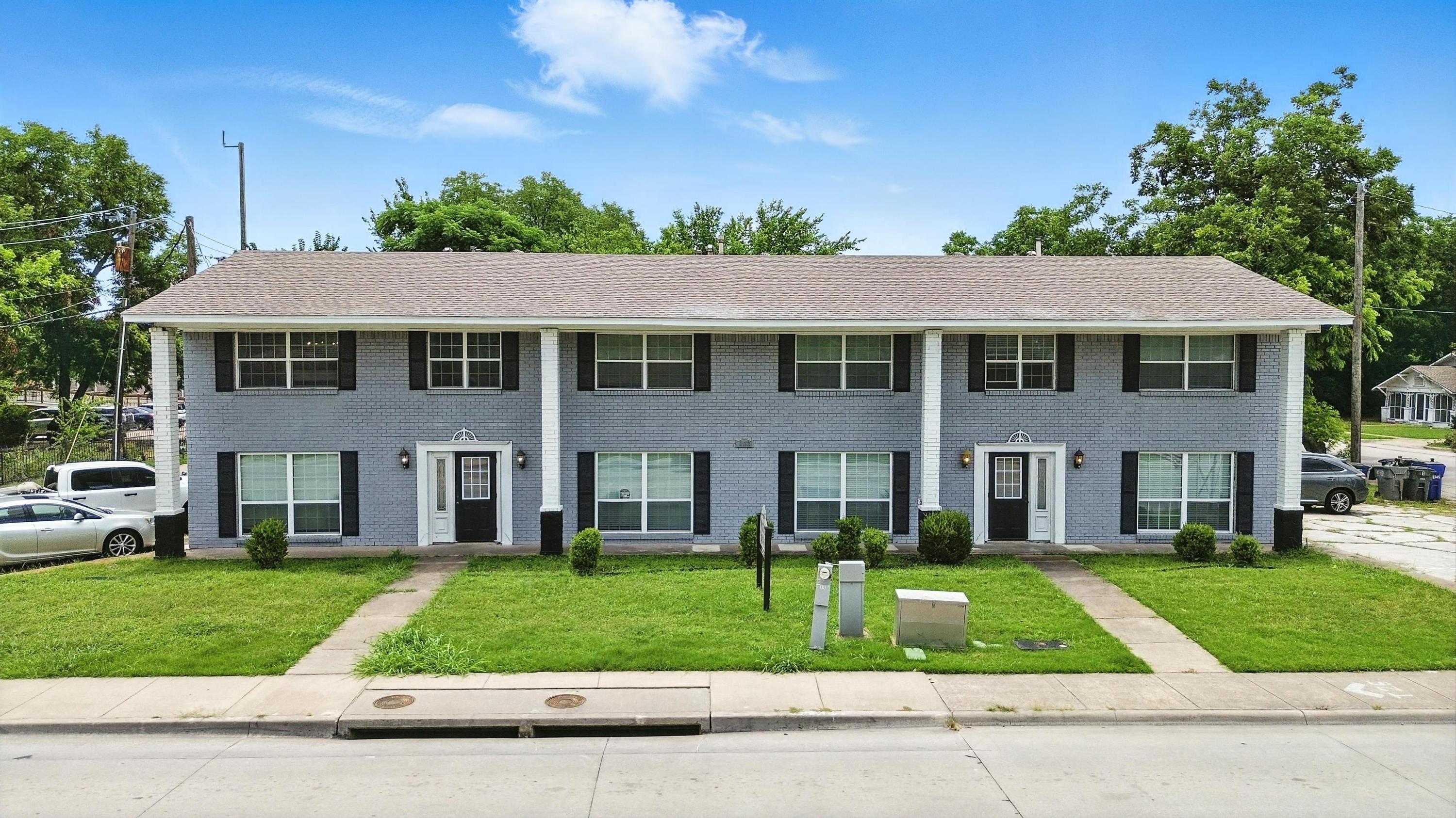 103 W Brown Street - 2