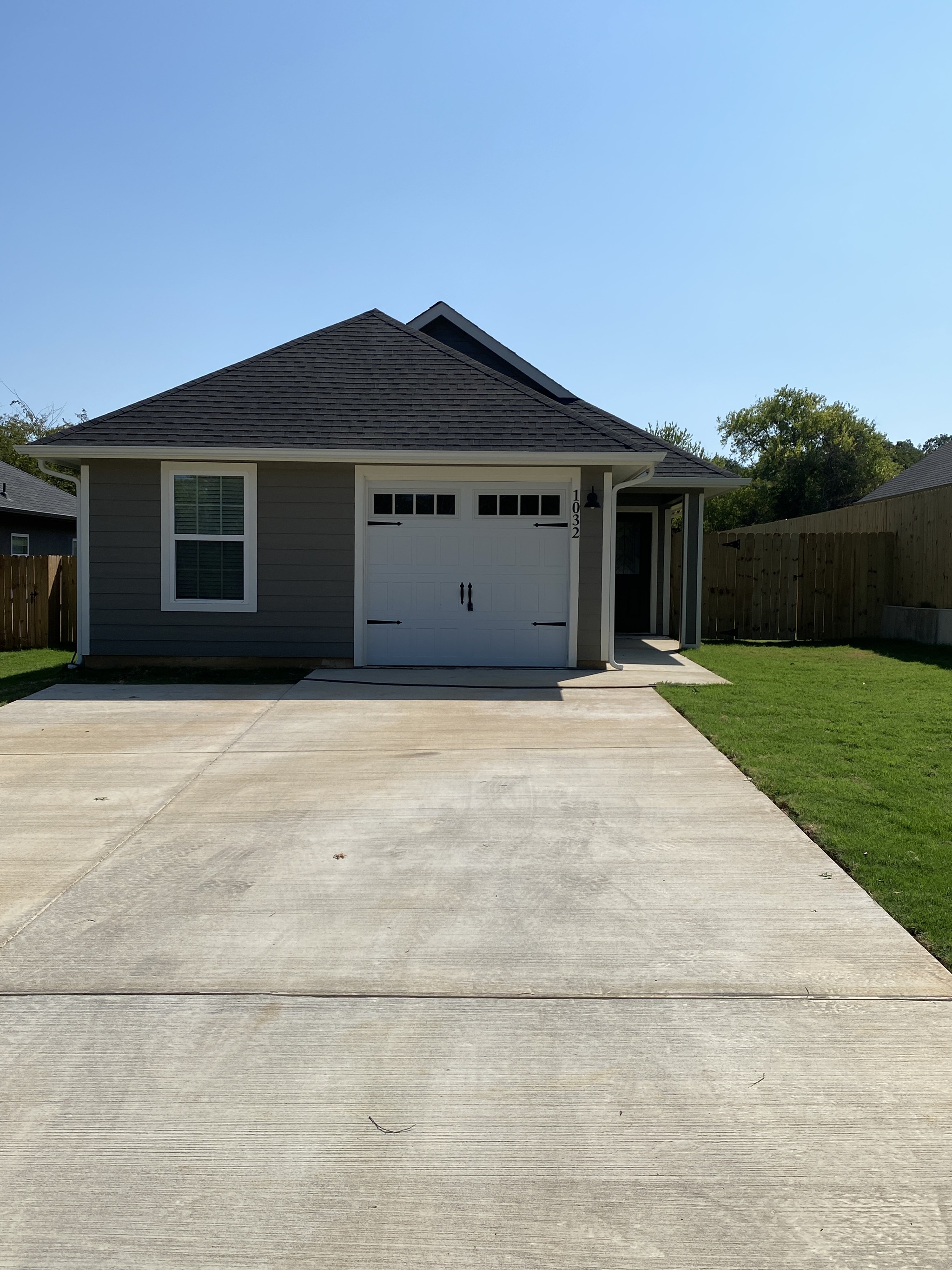 1032 Ray Drive