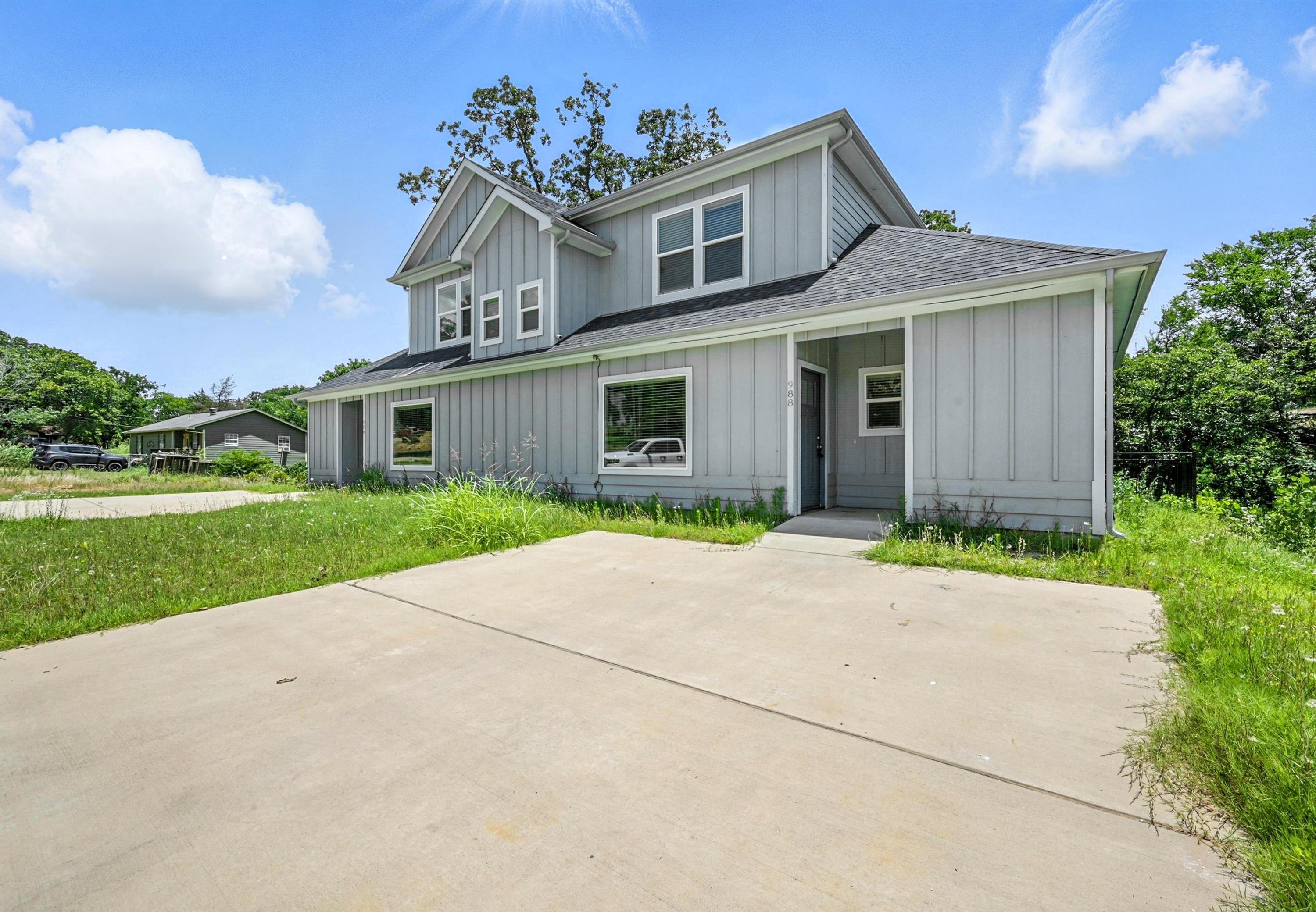 986/988 6th Avenue, Denison 75021 - 986