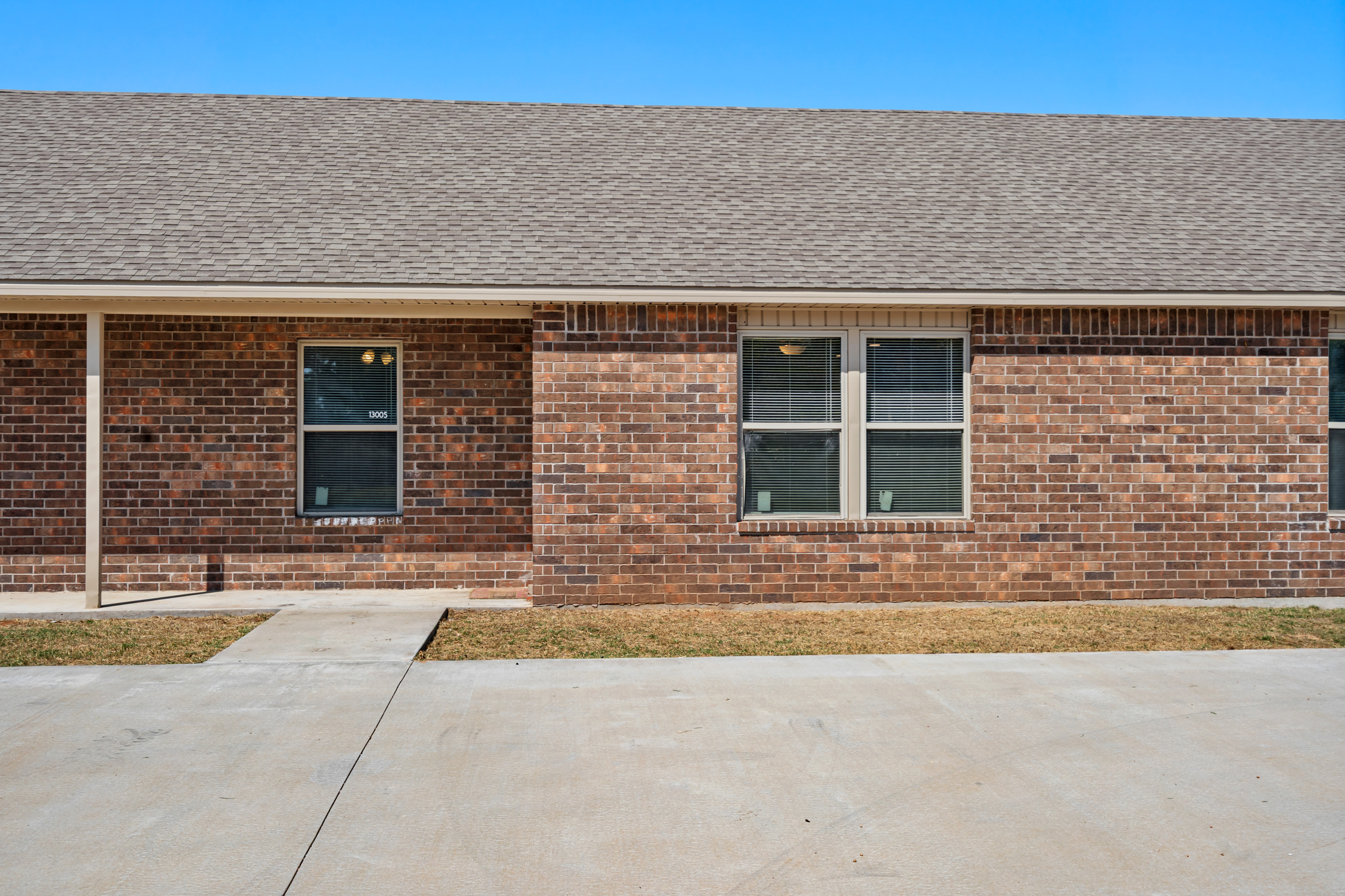 13001 Owen Ln - 13005
