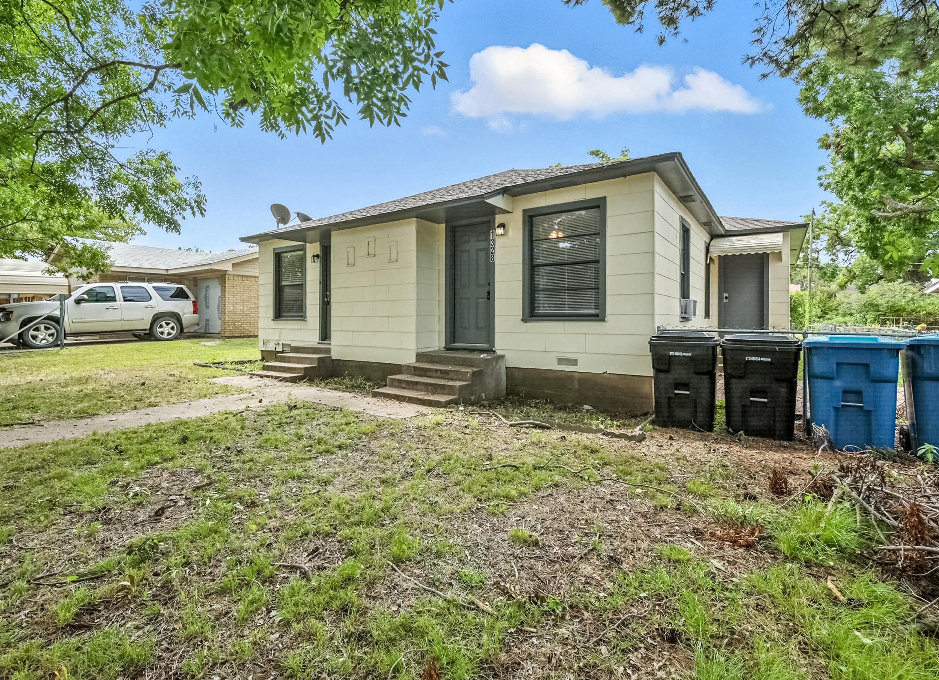 1326 West Shepherd Street - 1328