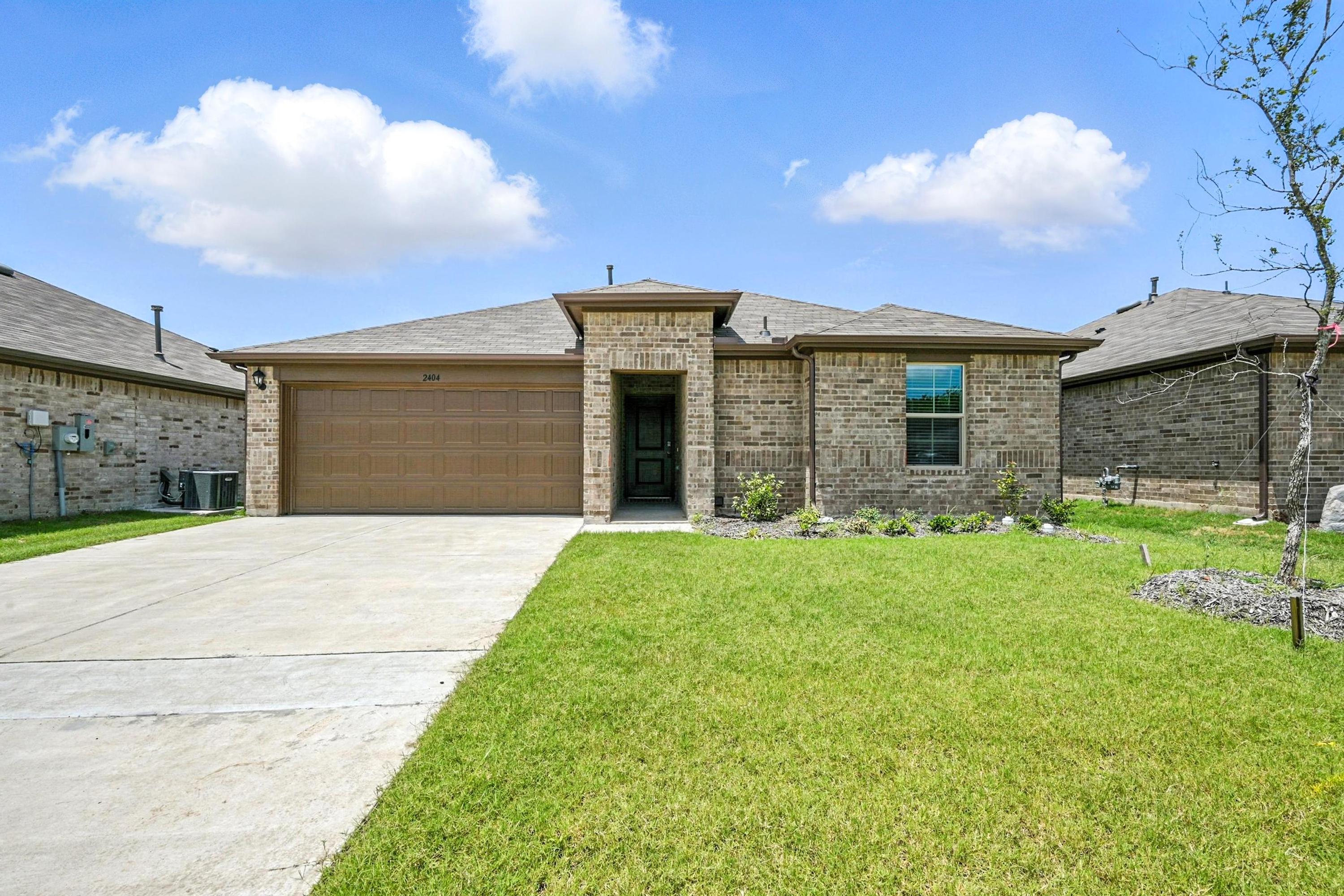 2404 Brazos Dr