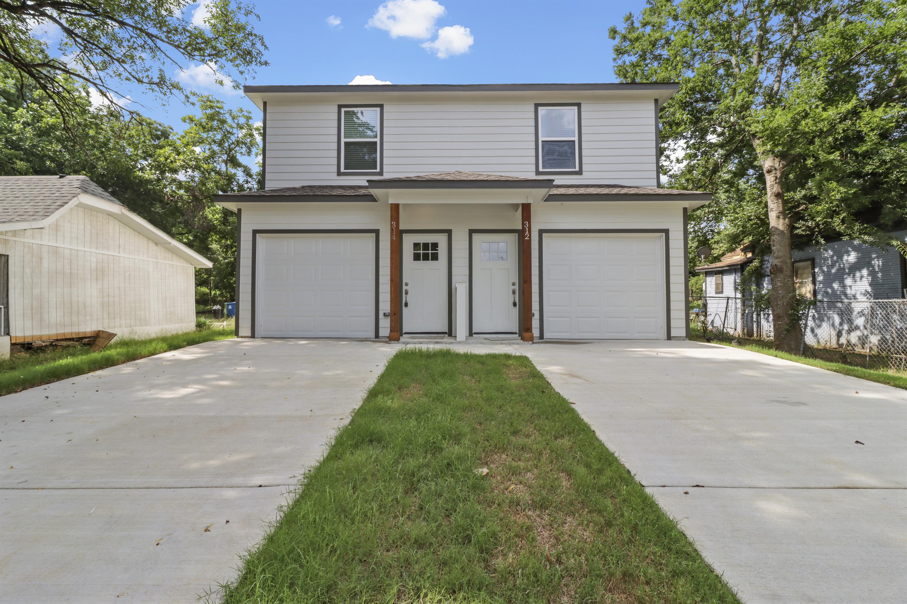 312 East Shepherd Street - 312