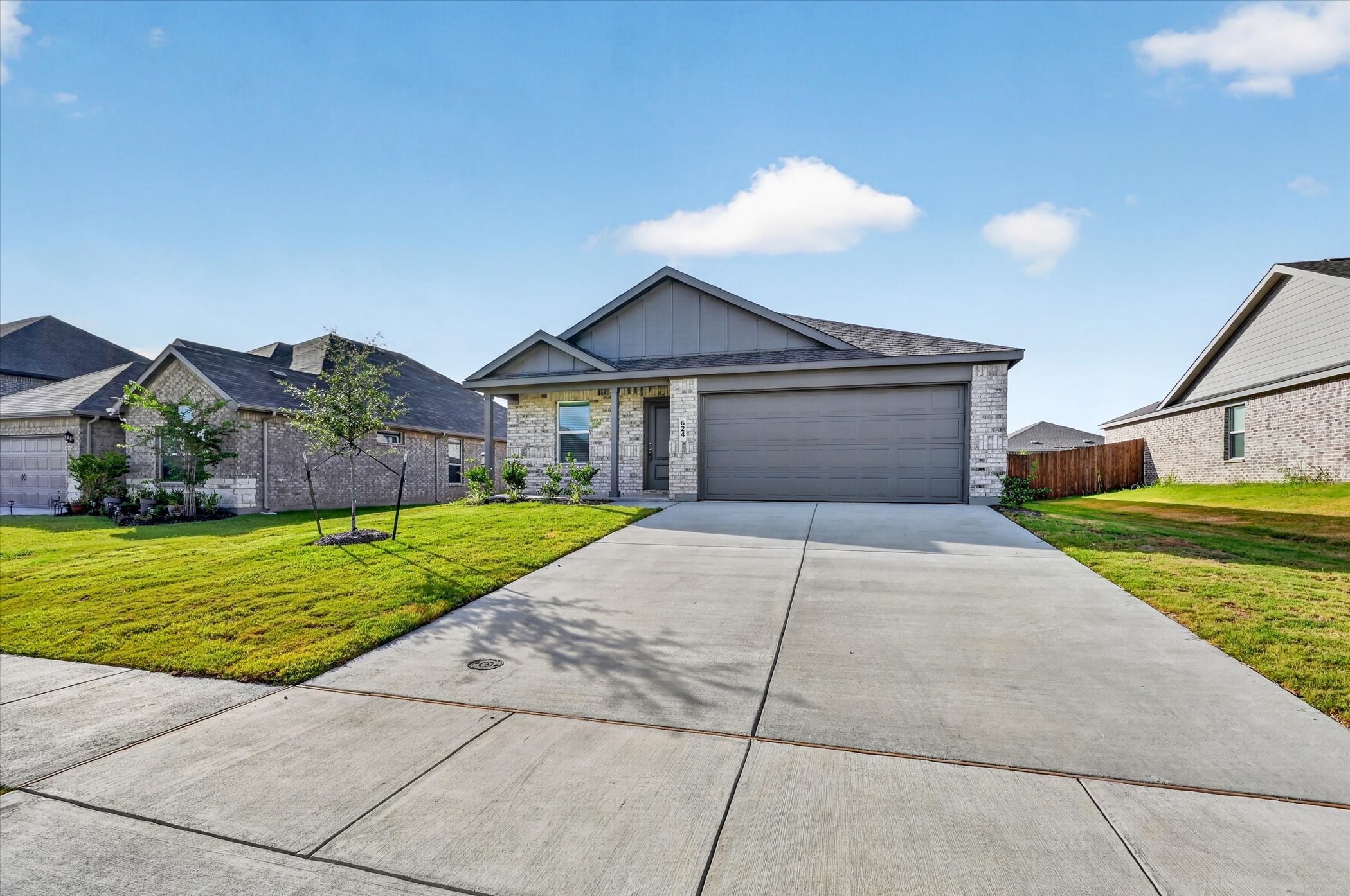 624 West Criner Street