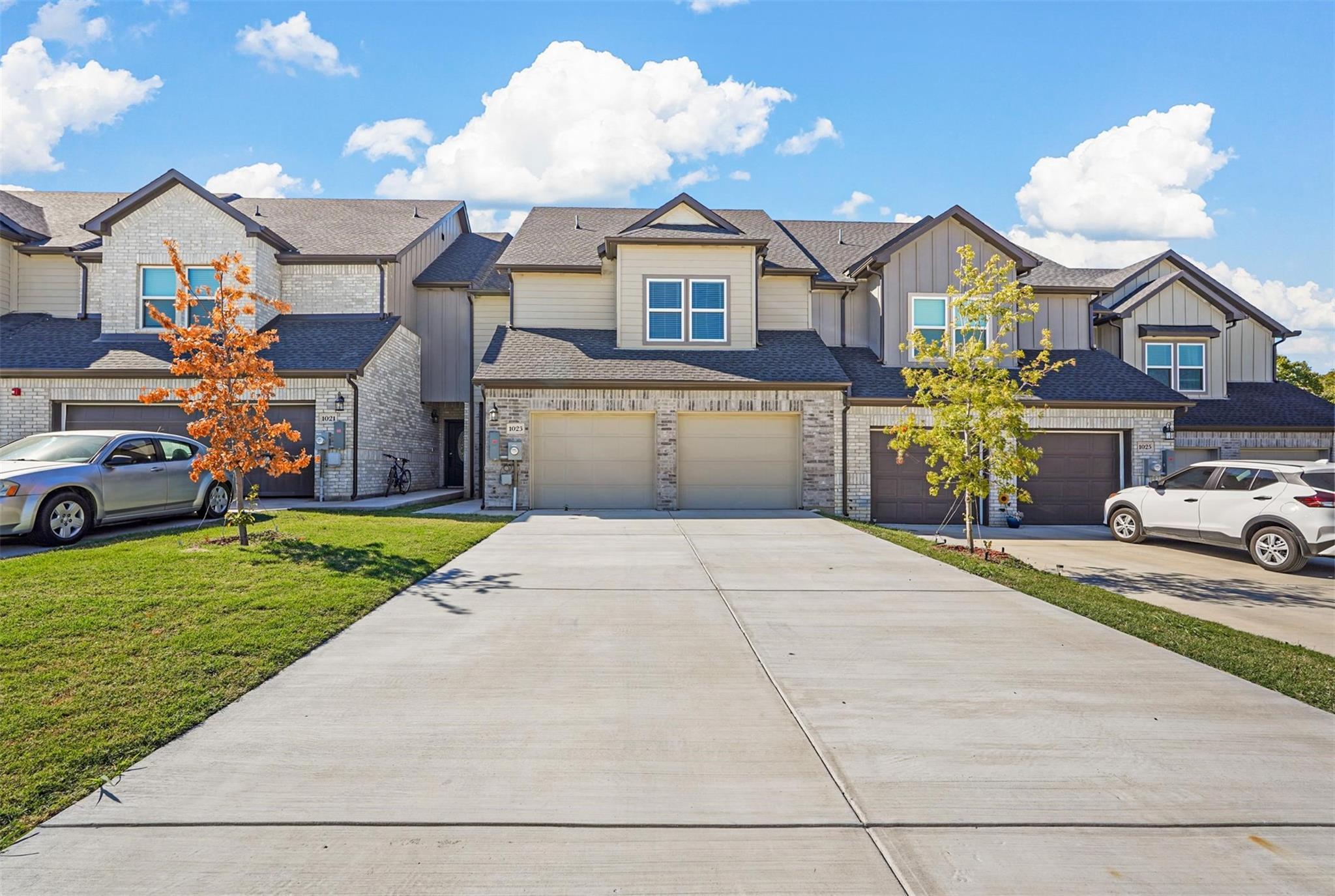 1001 Debby Court - 1