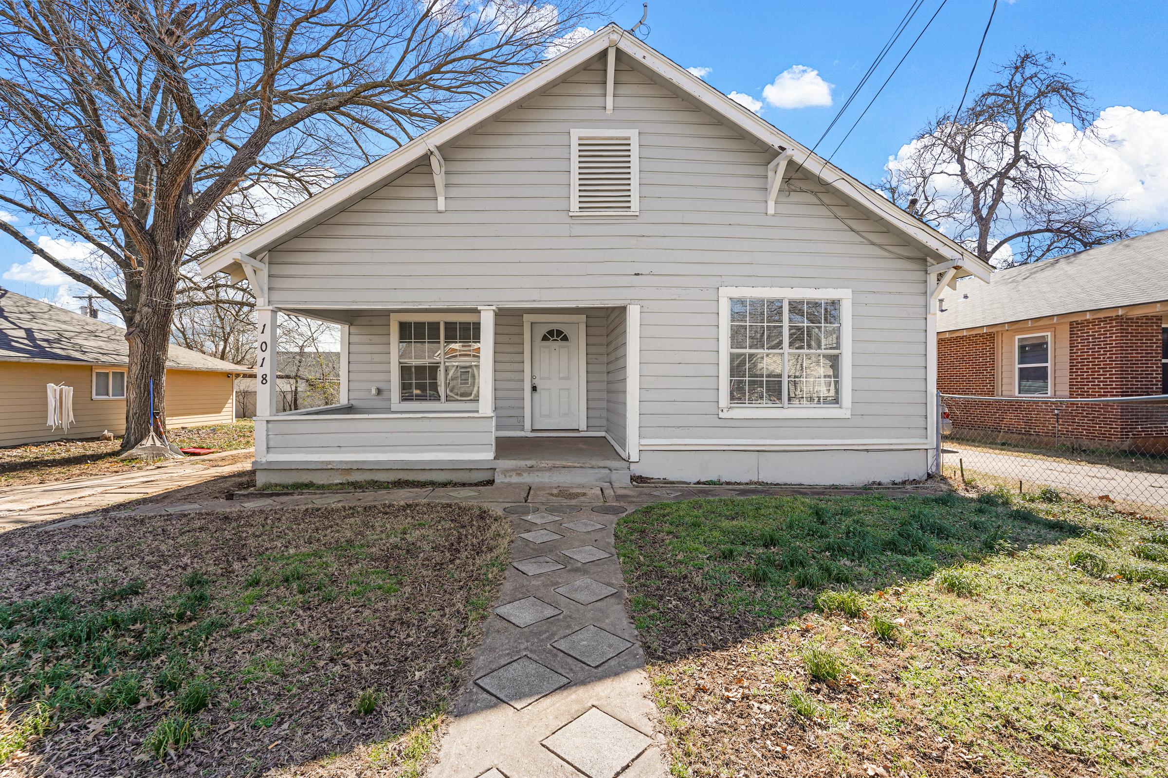 1018 Chaffin Street
