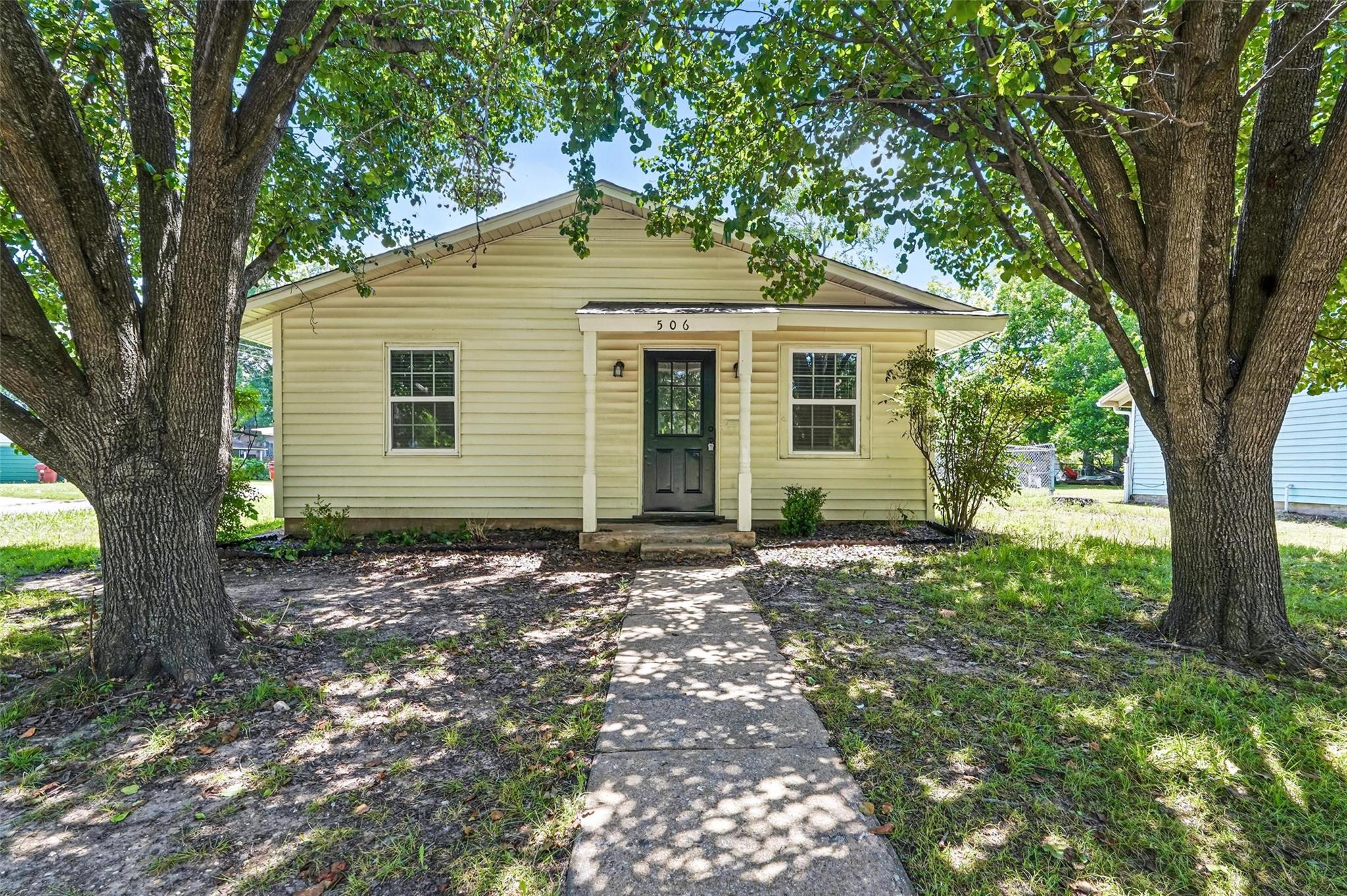 506 East 15th Street