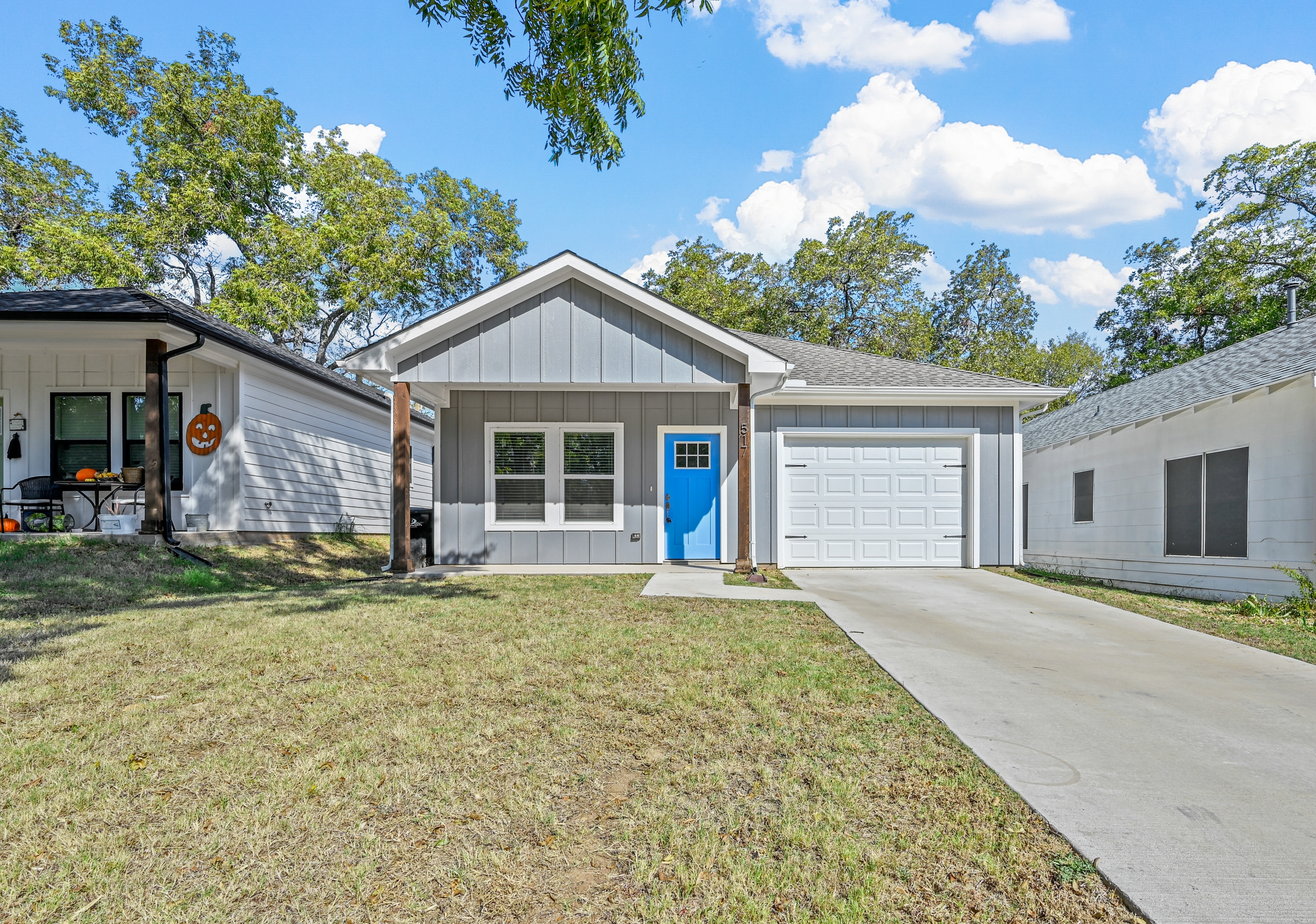 517 East Heron Street, Denison 75021