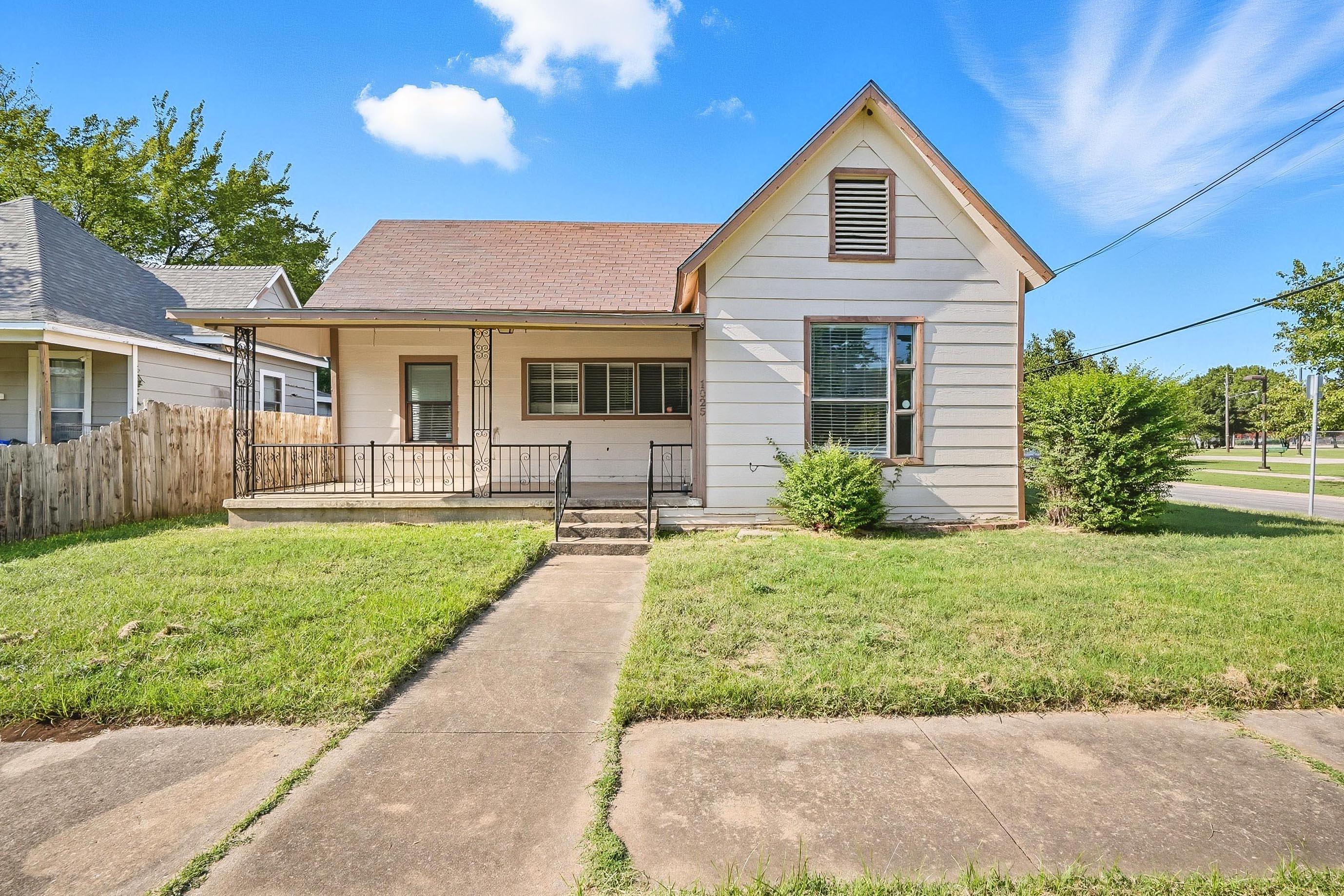 1025 Chaffin Street