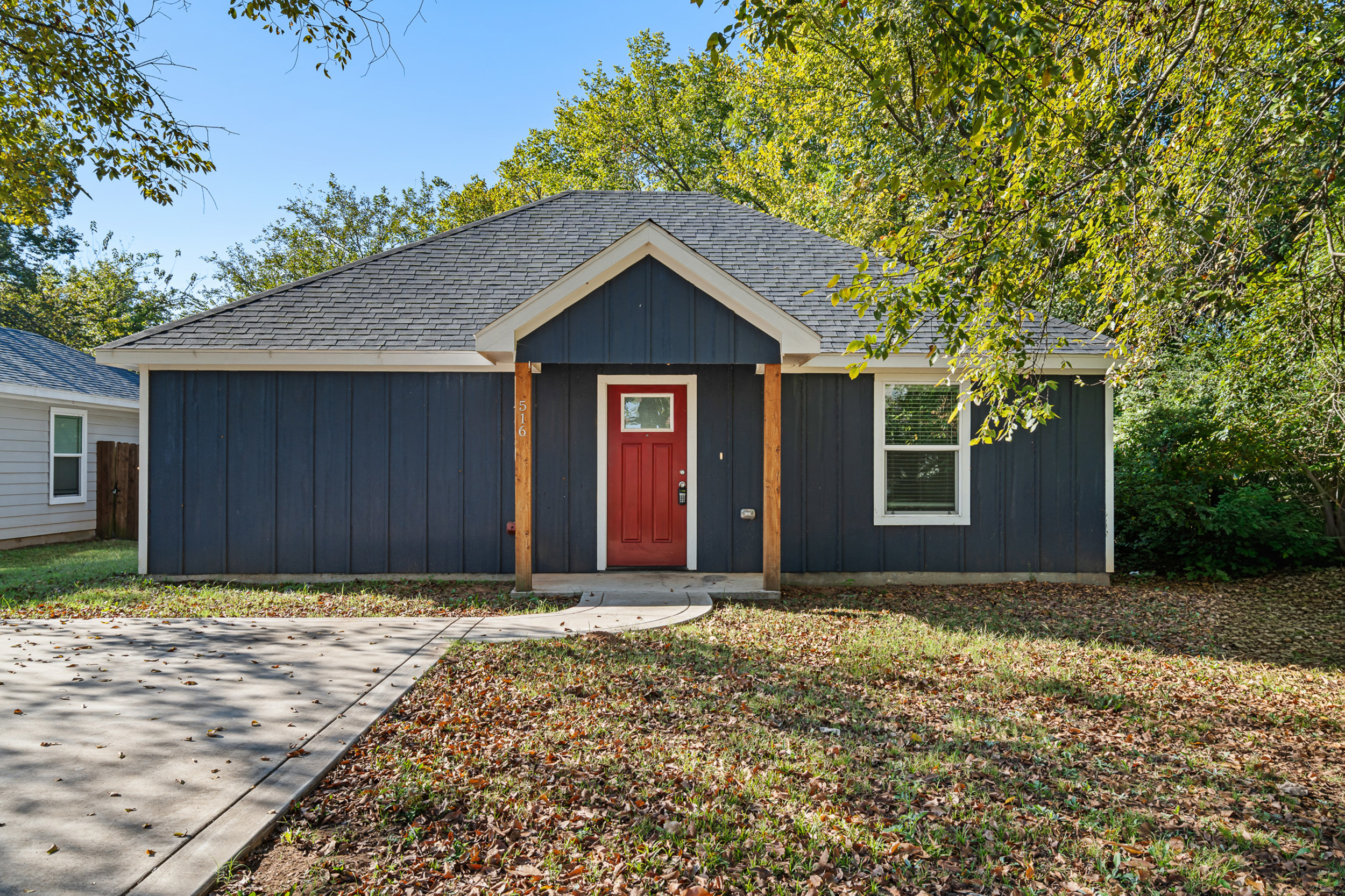 516 West Collins Street, Denison 75020