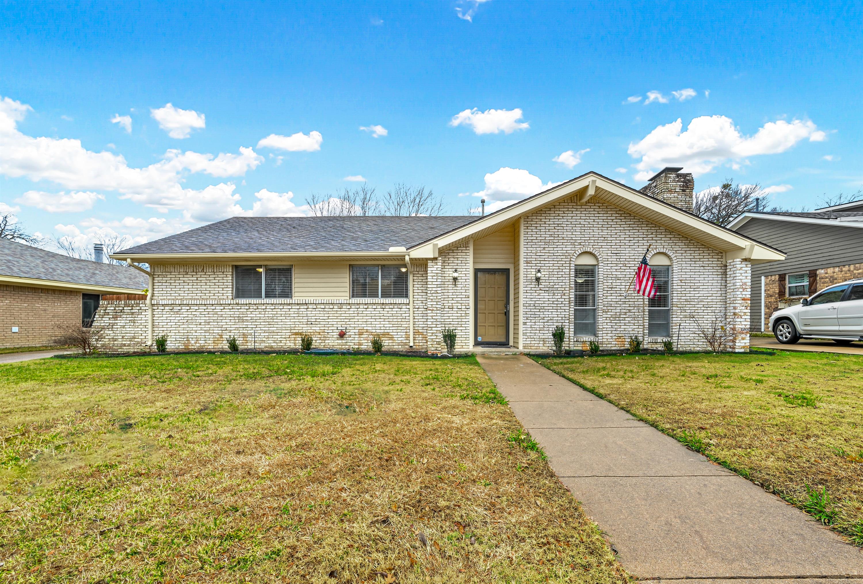 4618 Bayberry Lane