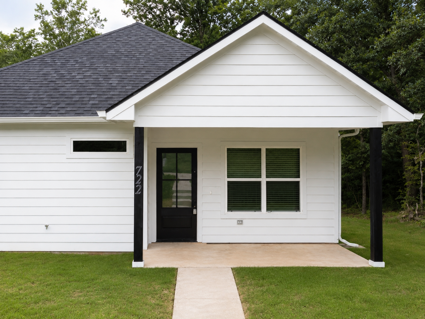 722 East Woodard Street, Denison 75020
